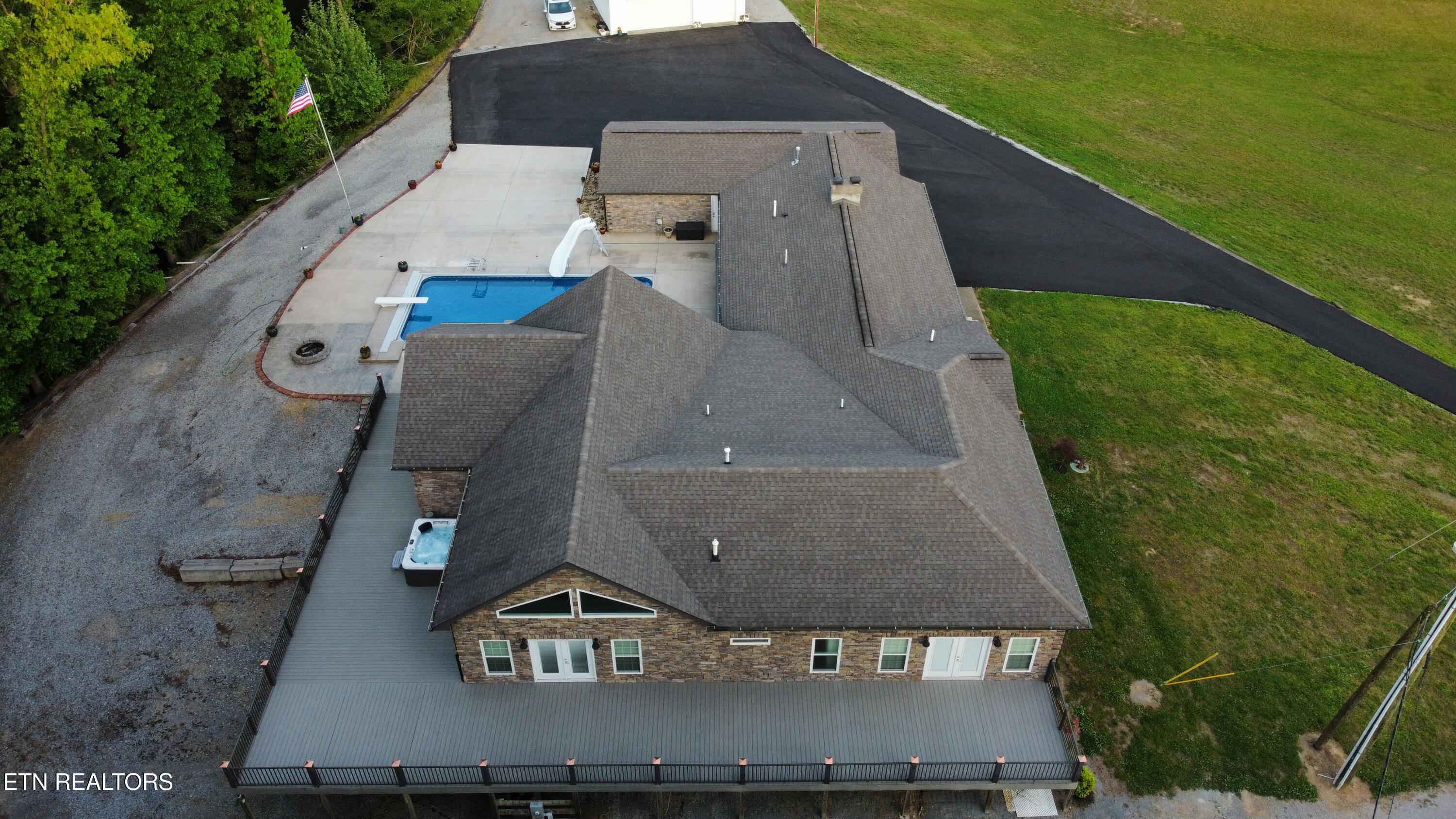 115 Jones Lane Clinton TN 37716