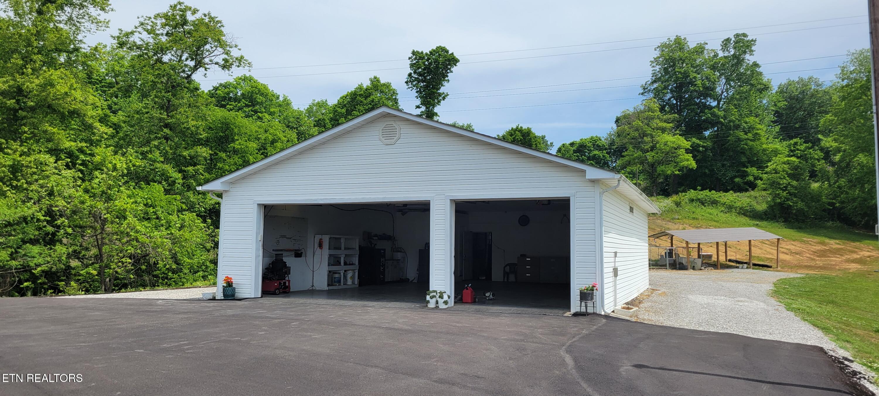115 Jones Lane Clinton TN 37716