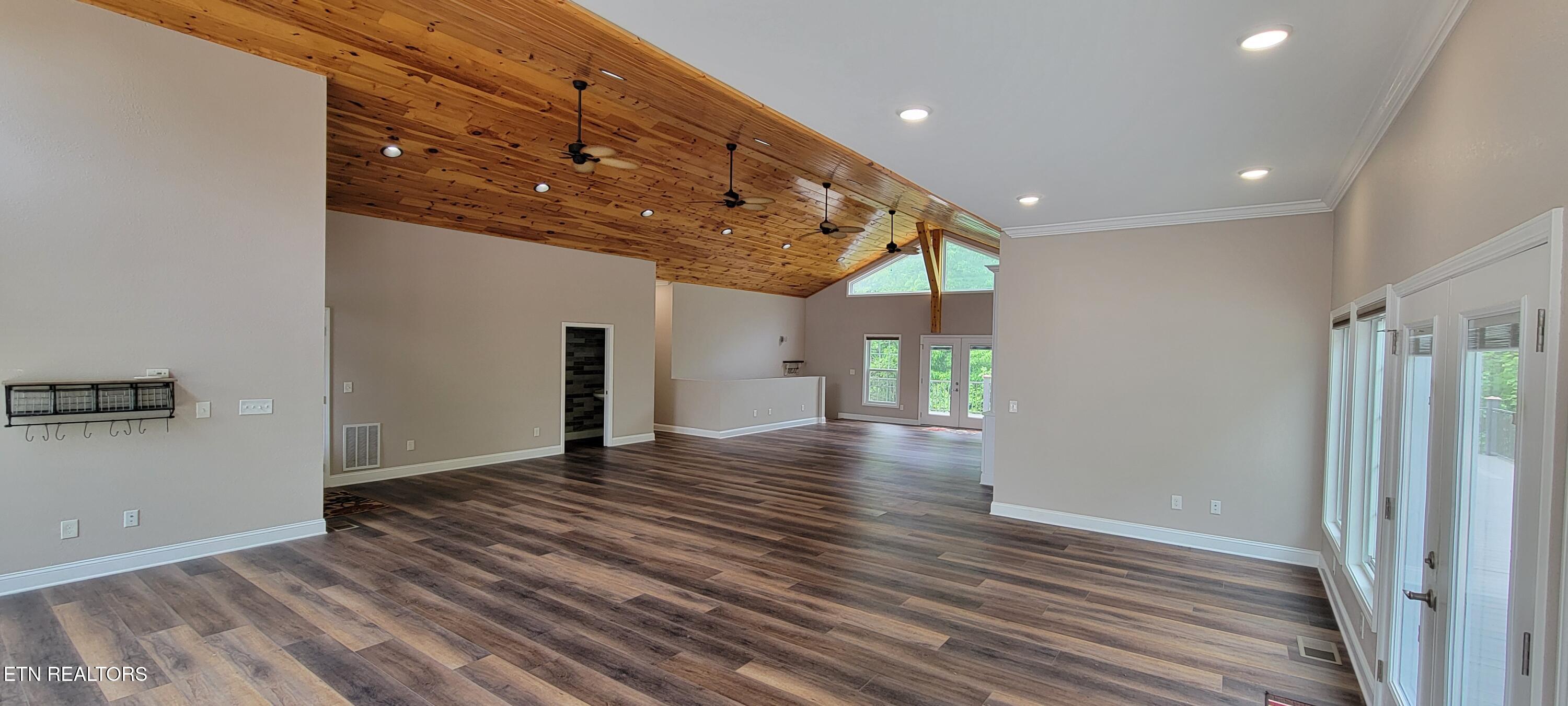 115 Jones Lane Clinton TN 37716