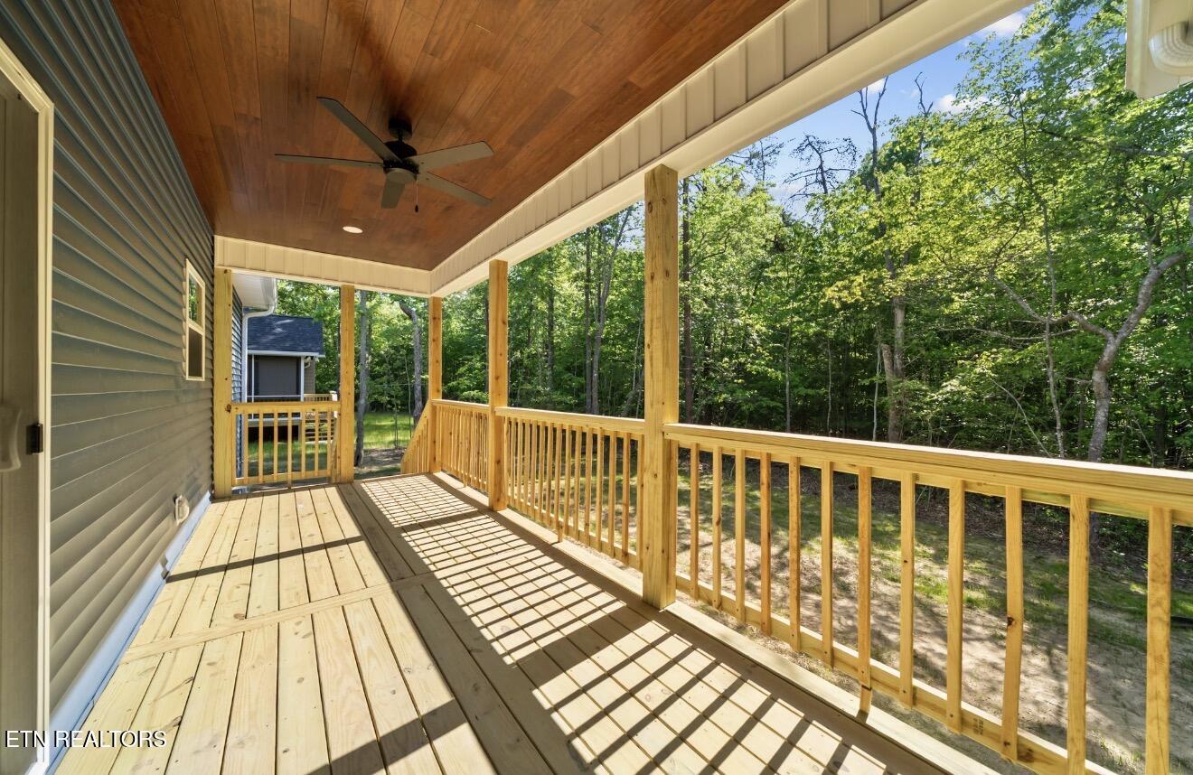 142 Hawes Circle Crossville TN 38558