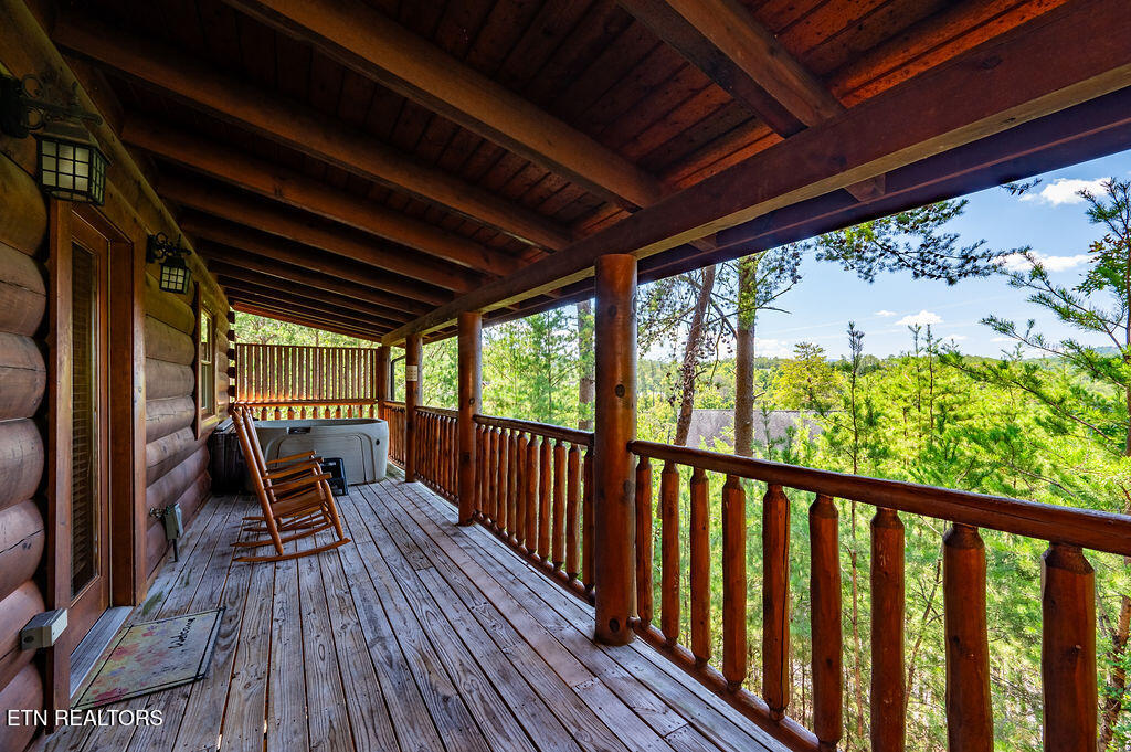 2040 Cougar Crossing Way Sevierville TN 37862