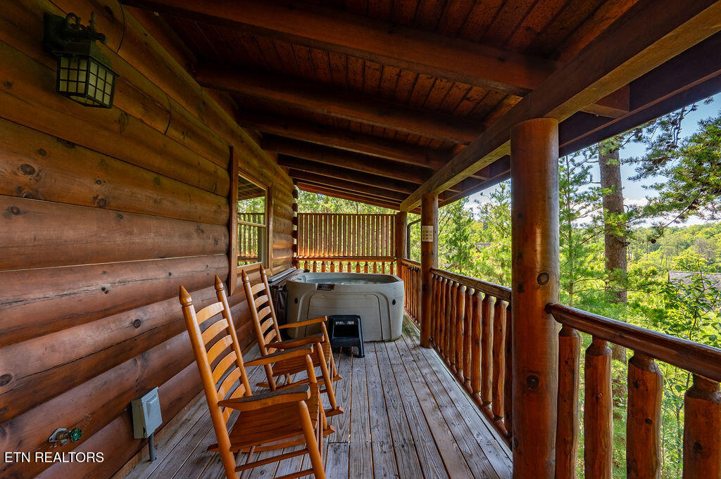 2040 Cougar Crossing Way Sevierville TN 37862