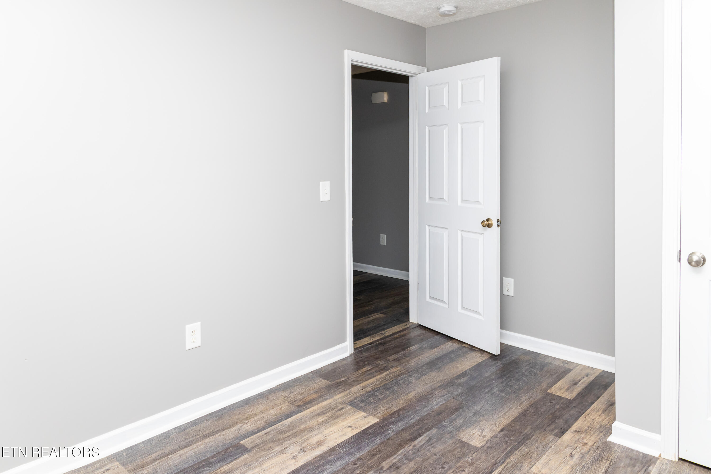 1909 Heather Lea Drive Sevierville TN 37876