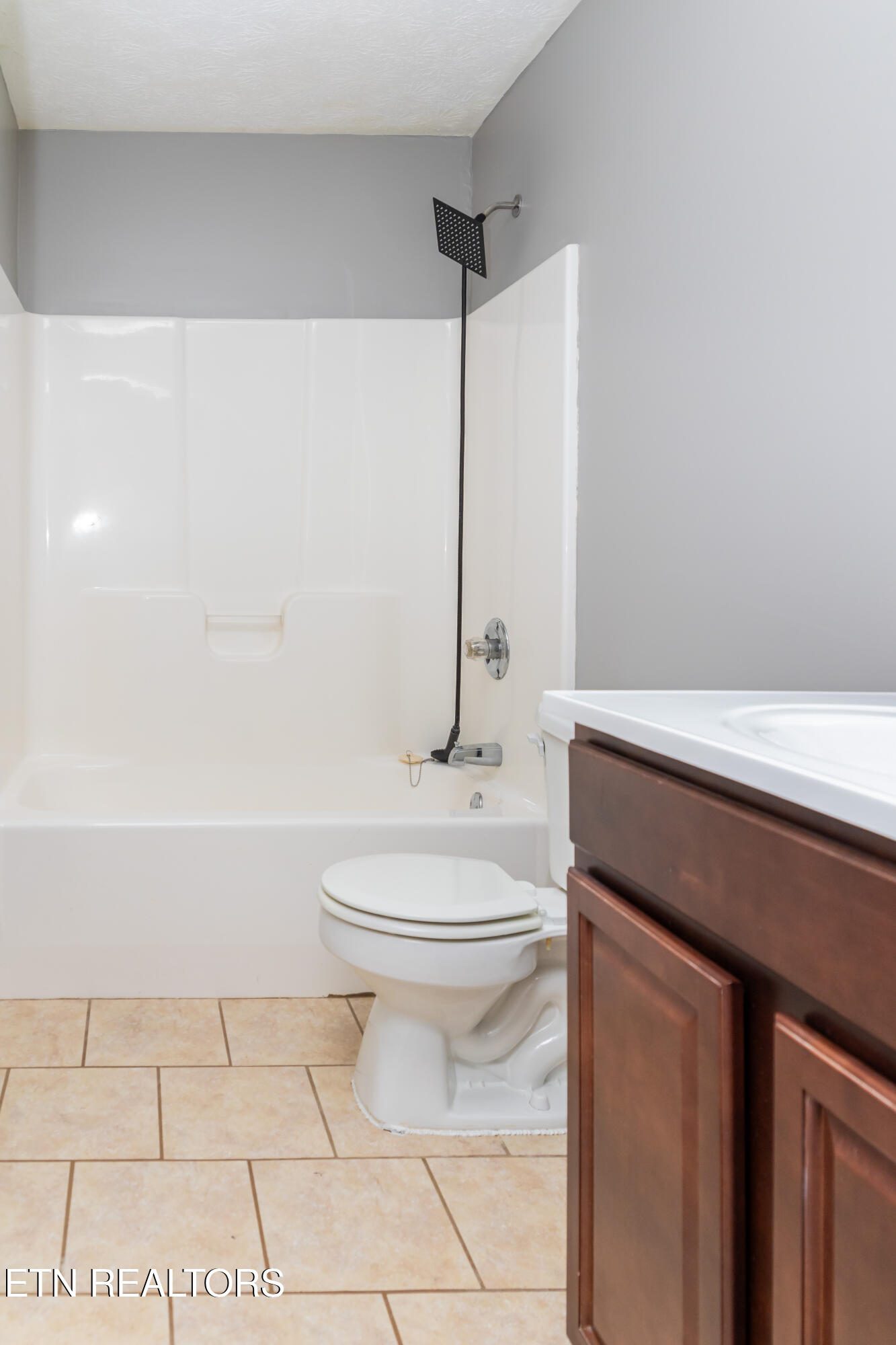 1909 Heather Lea Drive Sevierville TN 37876