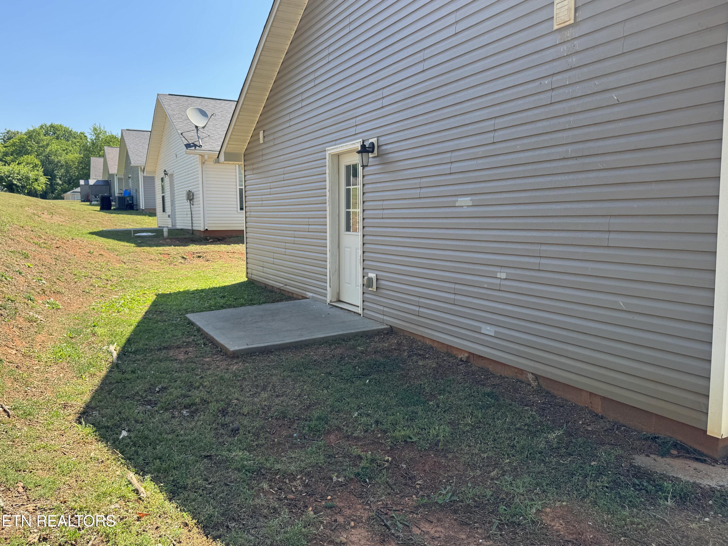 1909 Heather Lea Drive Sevierville TN 37876