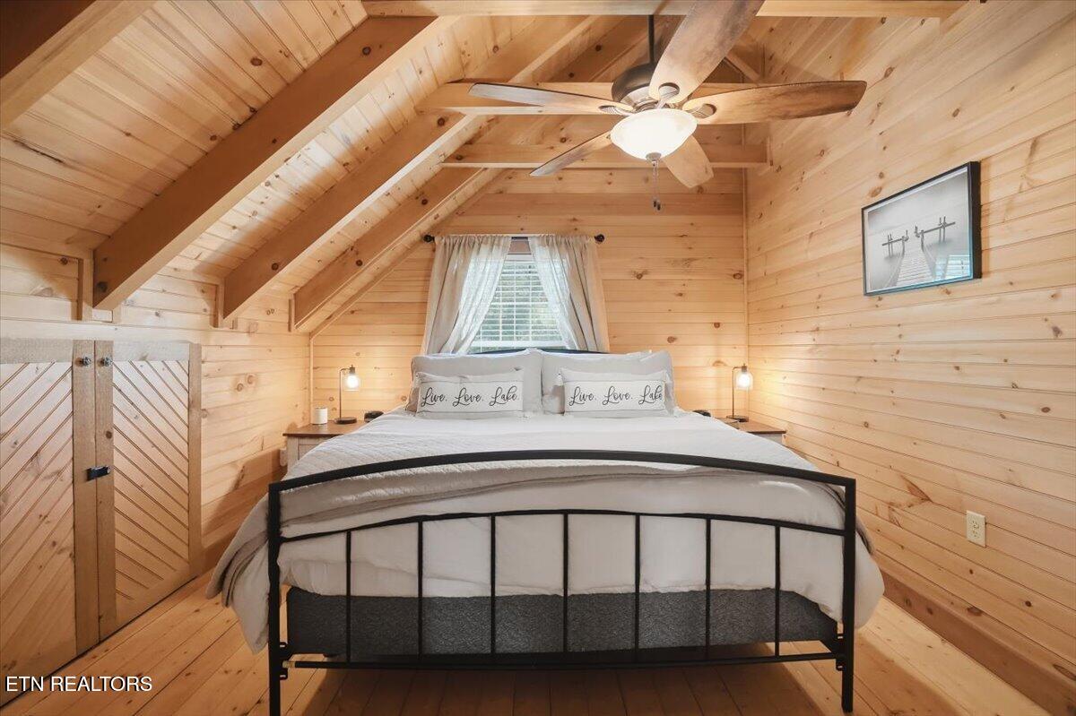 1836 Range Road Dandridge TN 37725