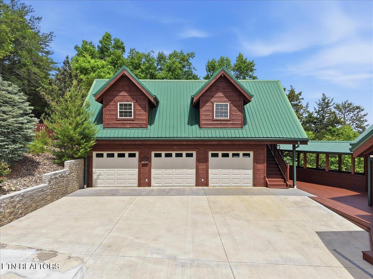 1836 Range Road Dandridge TN 37725