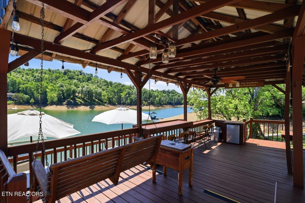 1836 Range Road Dandridge TN 37725