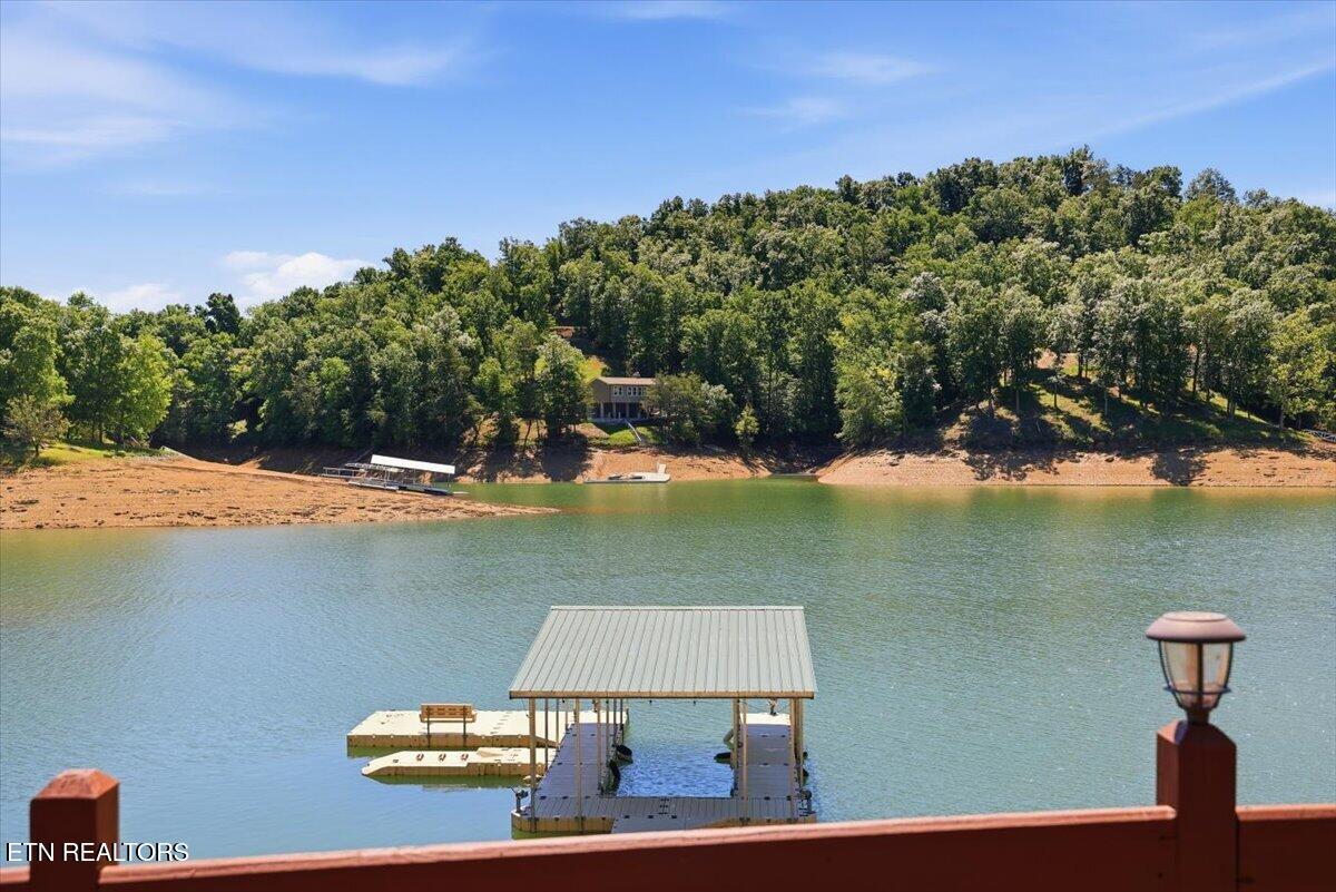 1836 Range Road Dandridge TN 37725
