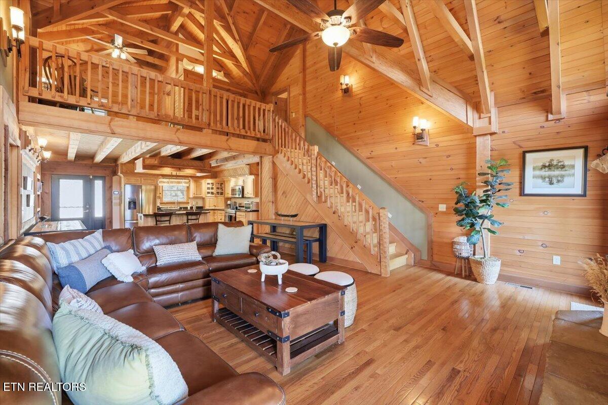 1836 Range Road Dandridge TN 37725