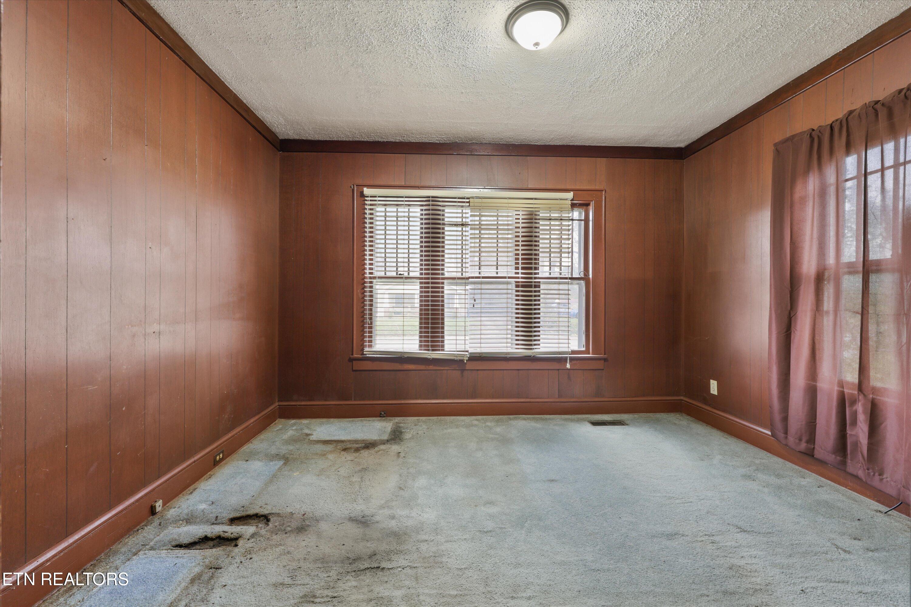 4133 Holston Drive Knoxville TN 37914