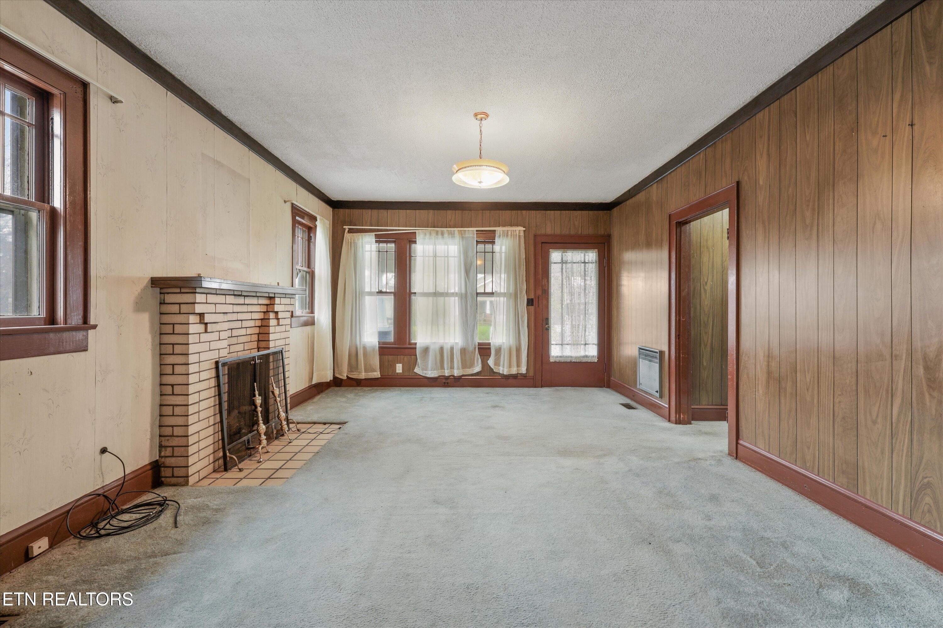 4133 Holston Drive Knoxville TN 37914