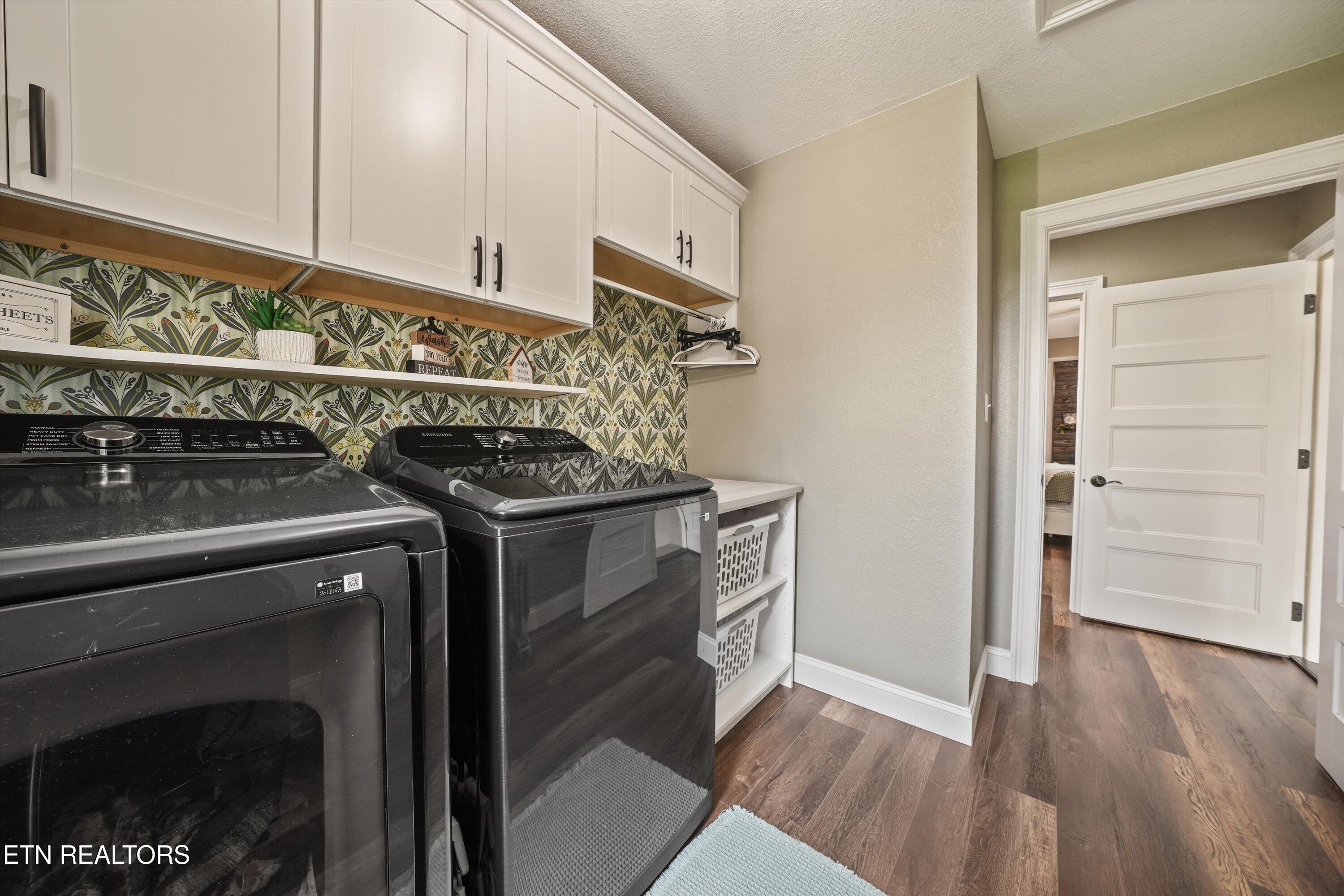 1619 Cascading Falls Lane Sevierville TN 37876