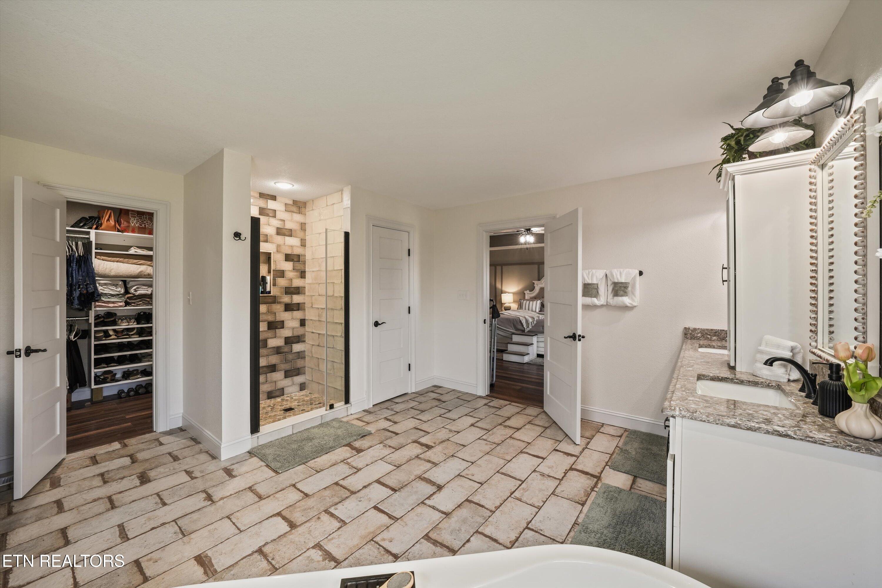 1619 Cascading Falls Lane Sevierville TN 37876