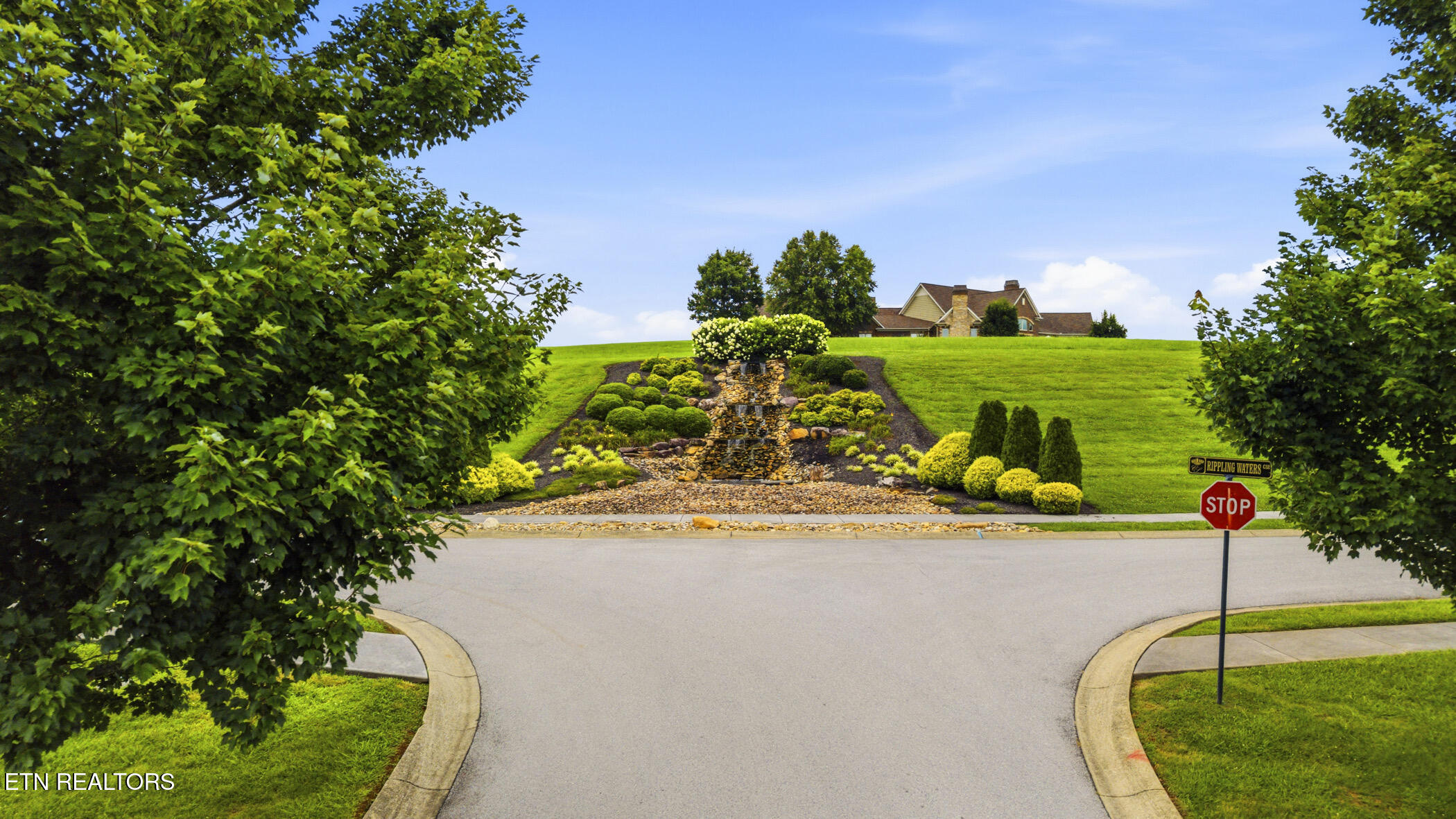 1619 Cascading Falls Lane Sevierville TN 37876