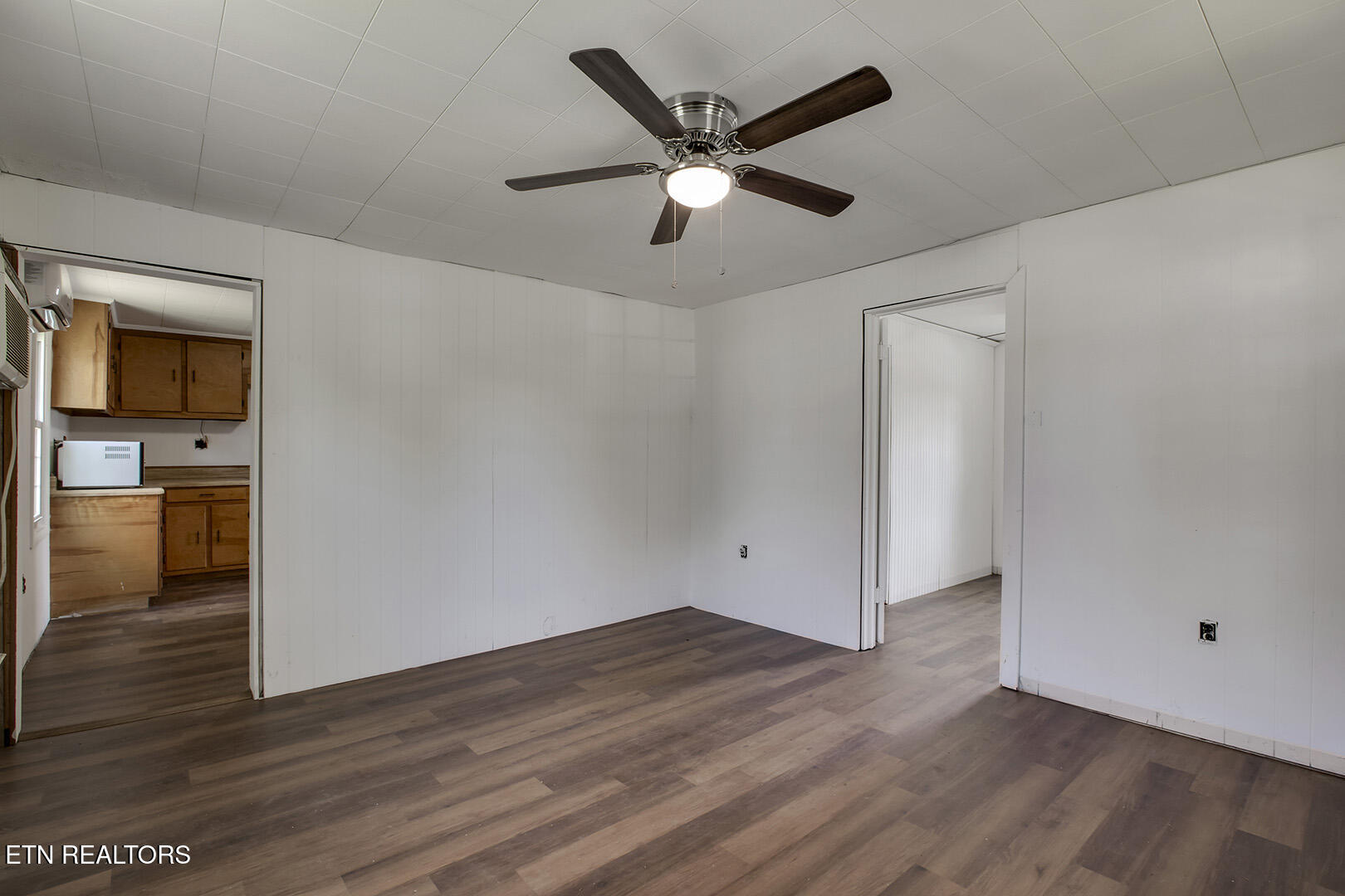 1315 Grove Street Loudon TN 37774