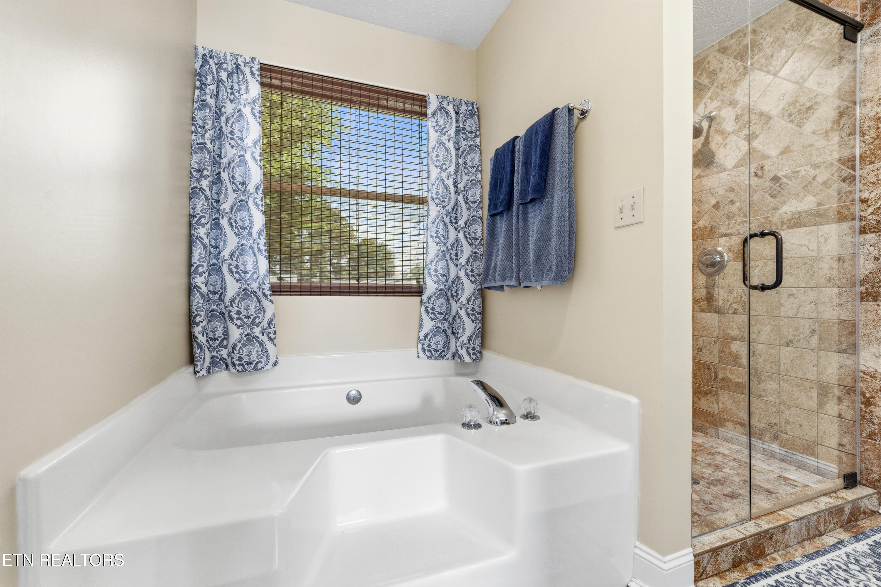 8821 Quails Bend Lane Knoxville TN 37923