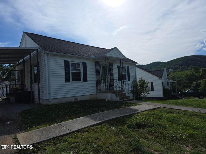 404 E 4th Street Lafollette TN 37766