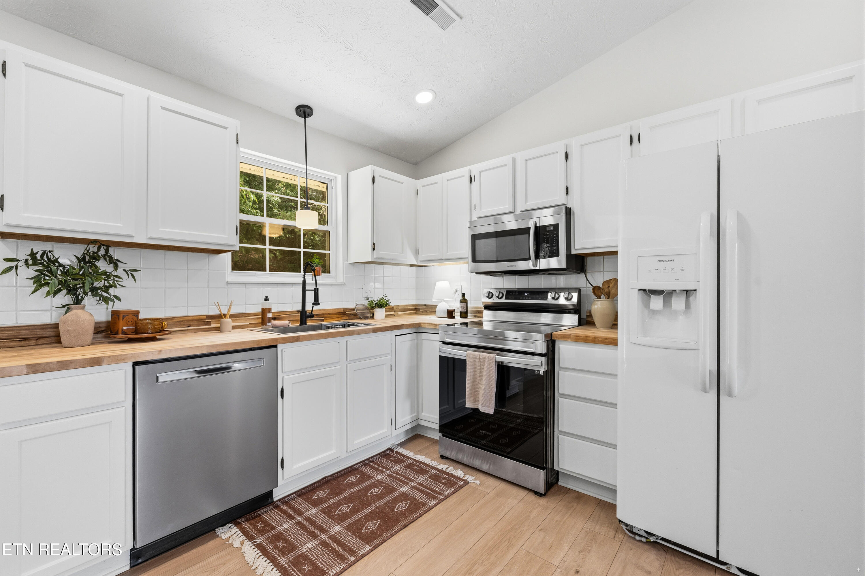 7545 Lyle Bend Lane Knoxville TN 37918