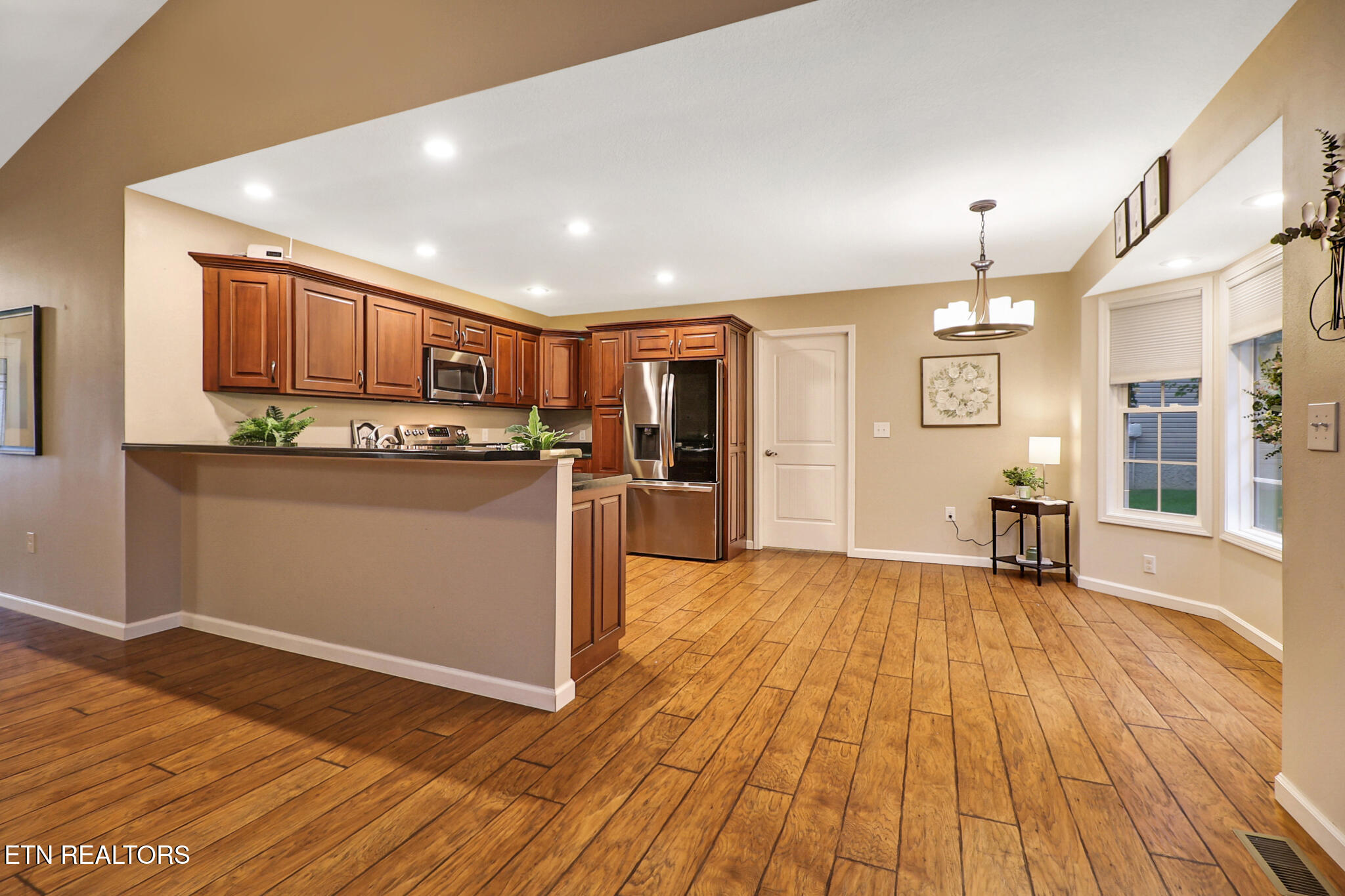 10 Dickens Lane Fairfield Glade TN 38558