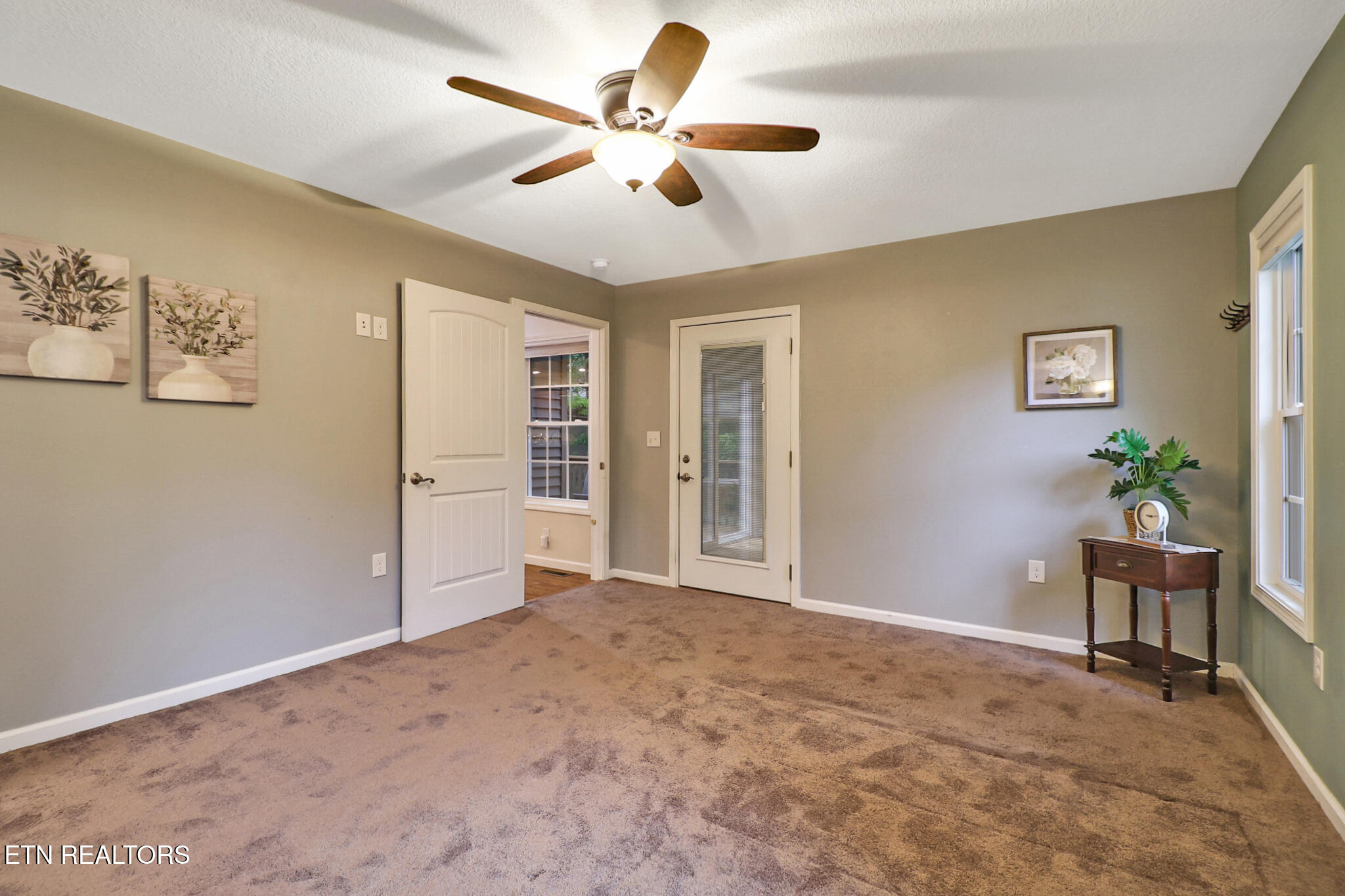 10 Dickens Lane Fairfield Glade TN 38558