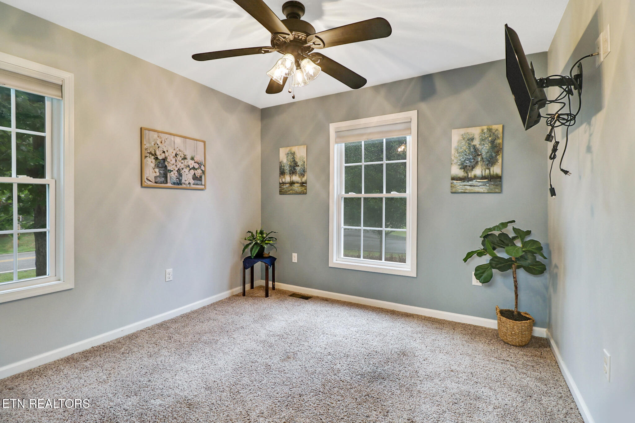 10 Dickens Lane Fairfield Glade TN 38558