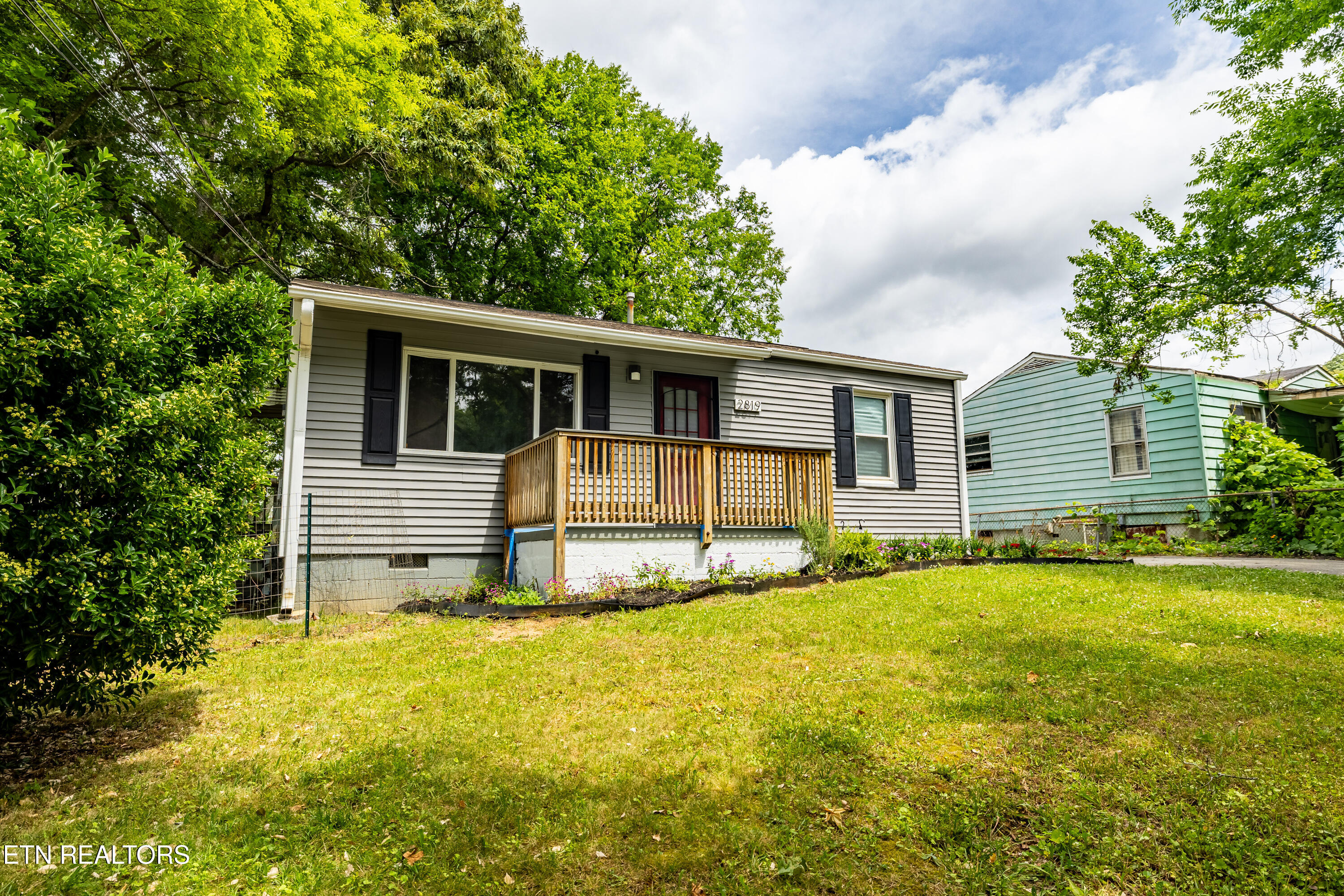 2819 Sunset Avenue Knoxville TN 37914