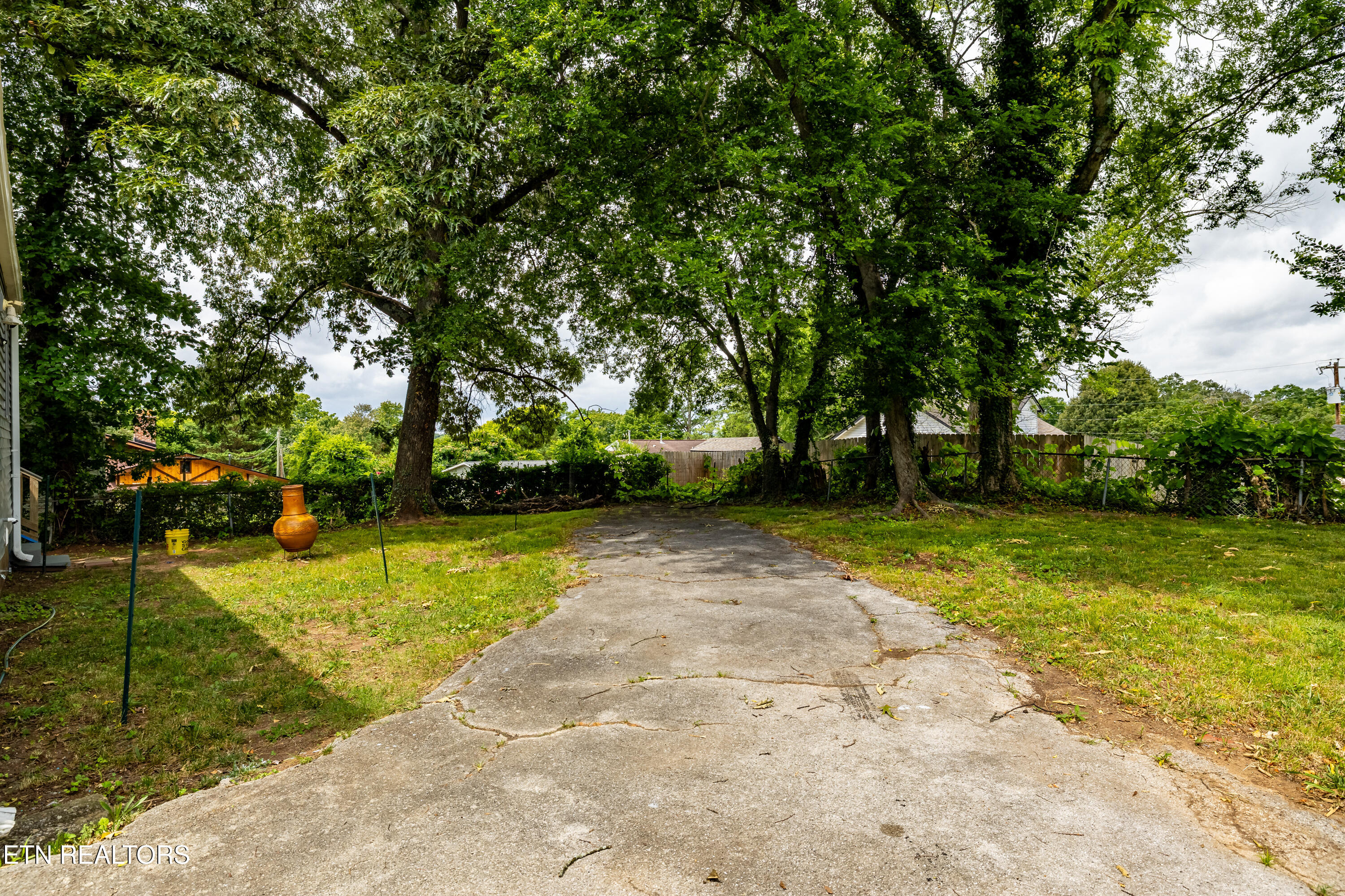 2819 Sunset Avenue Knoxville TN 37914