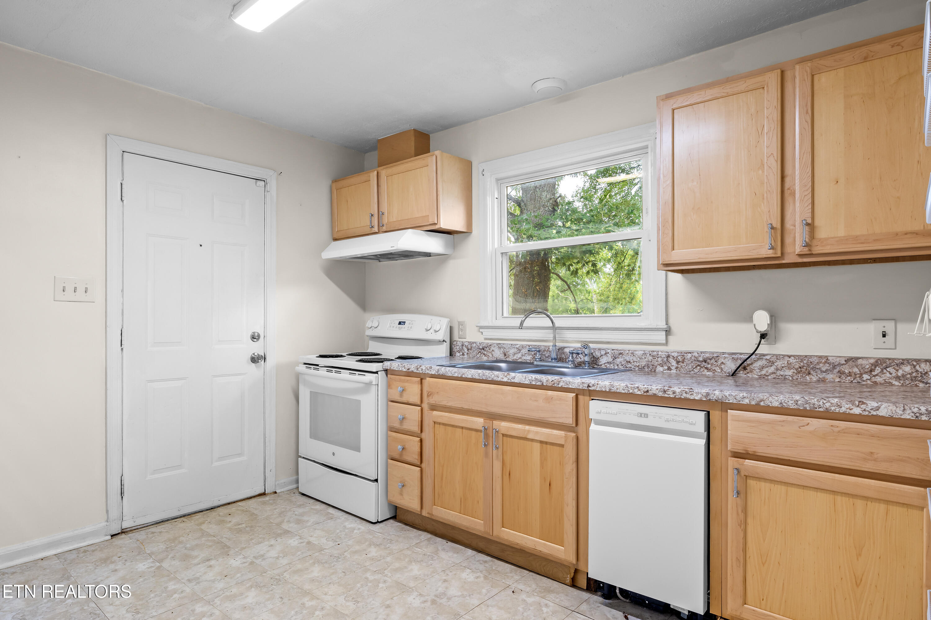 2819 Sunset Avenue Knoxville TN 37914