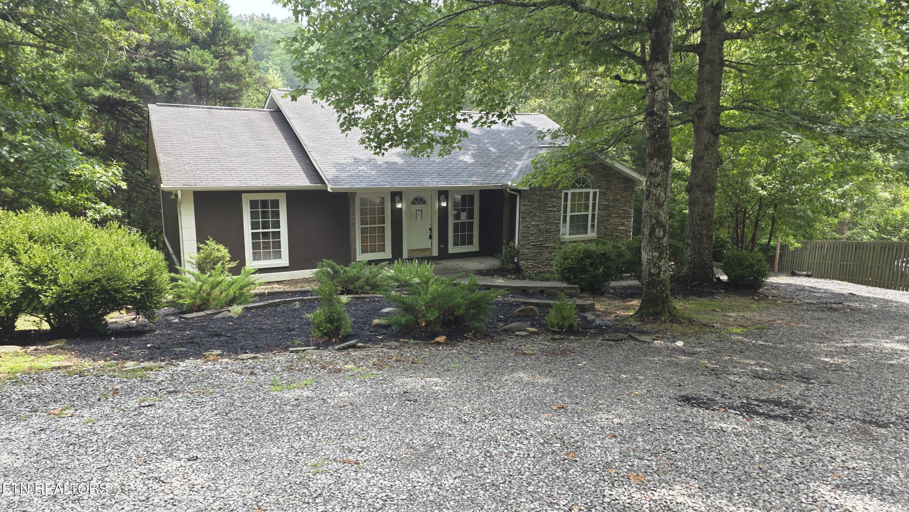 3230 Cove Creek Way Sevierville TN 37862
