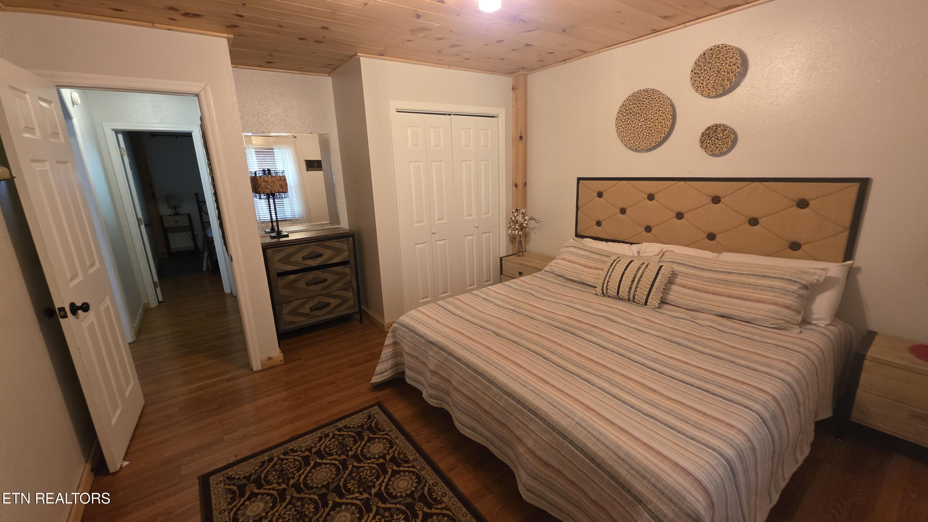 3230 Cove Creek Way Sevierville TN 37862