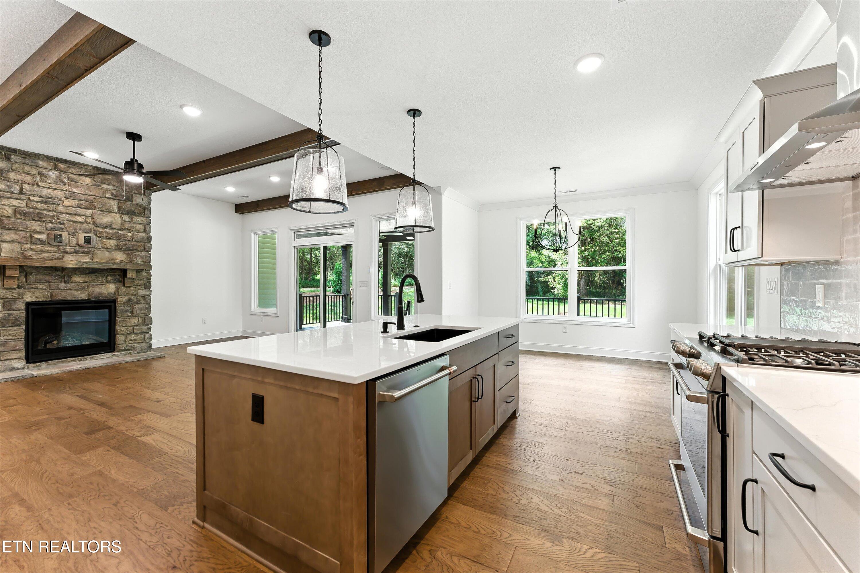 142 Dudi Trail Vonore TN 37885