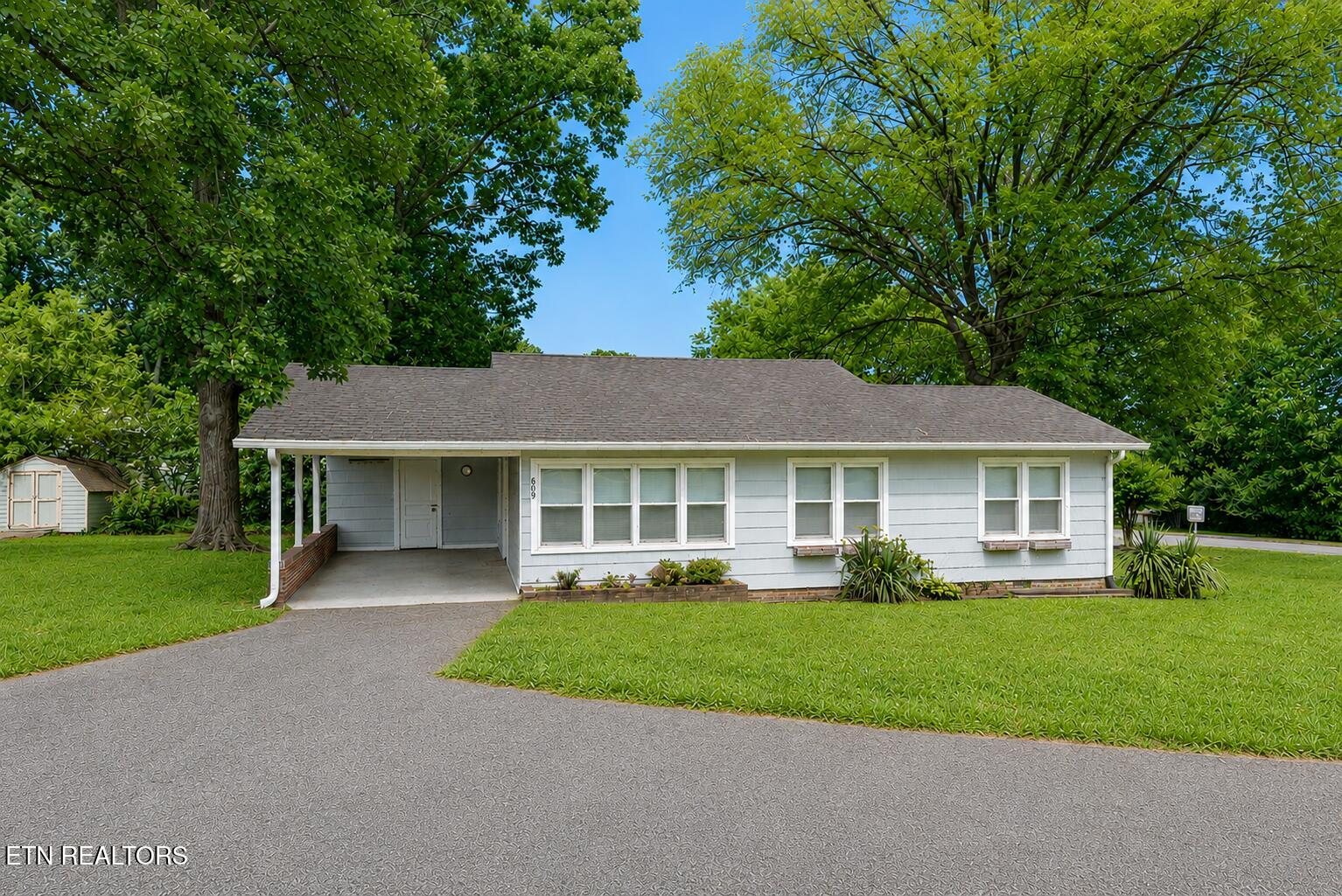 609 Watkins Road Maryville TN 37801