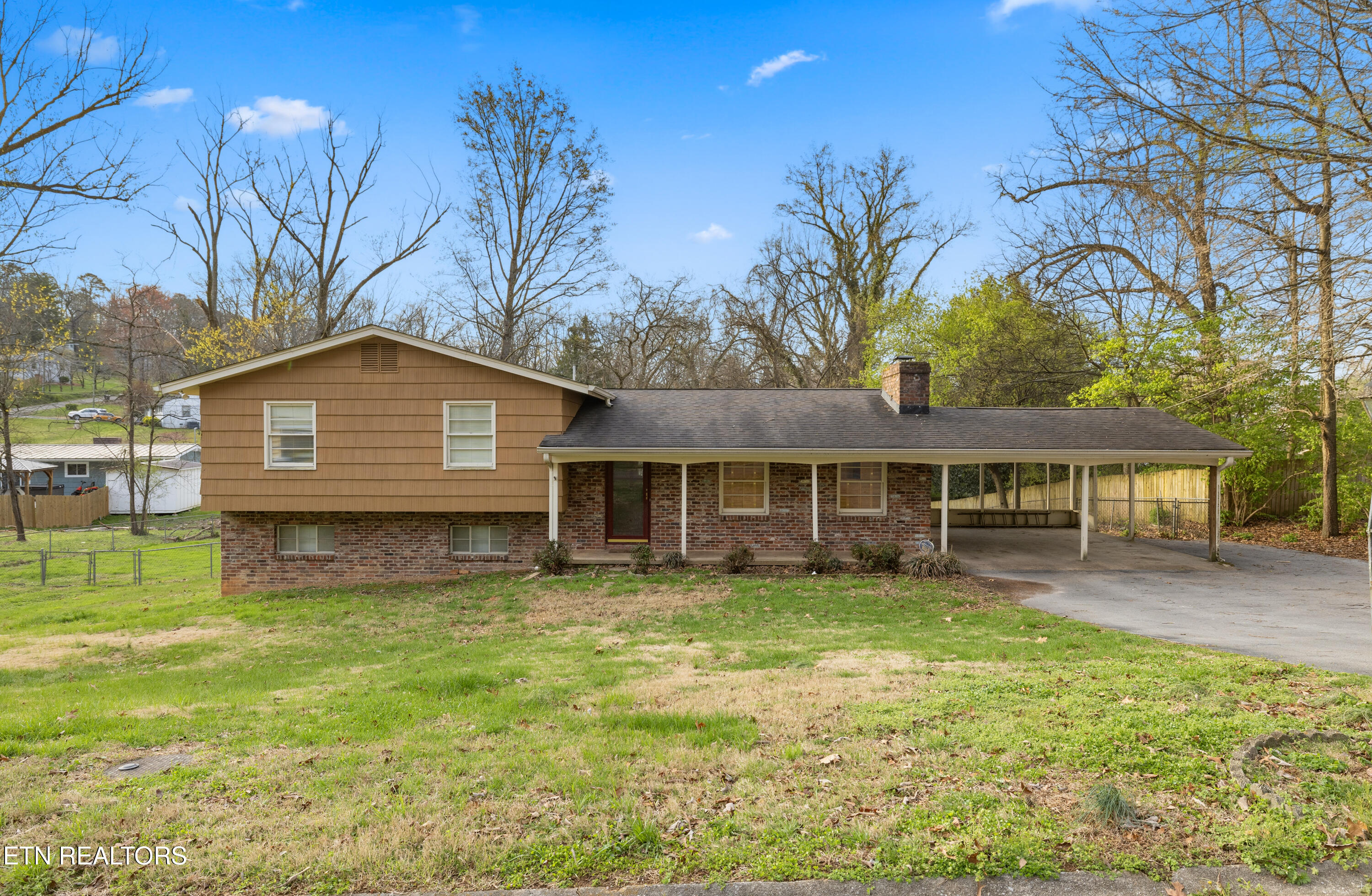 1112 Buckthorn Drive Knoxville TN 37912