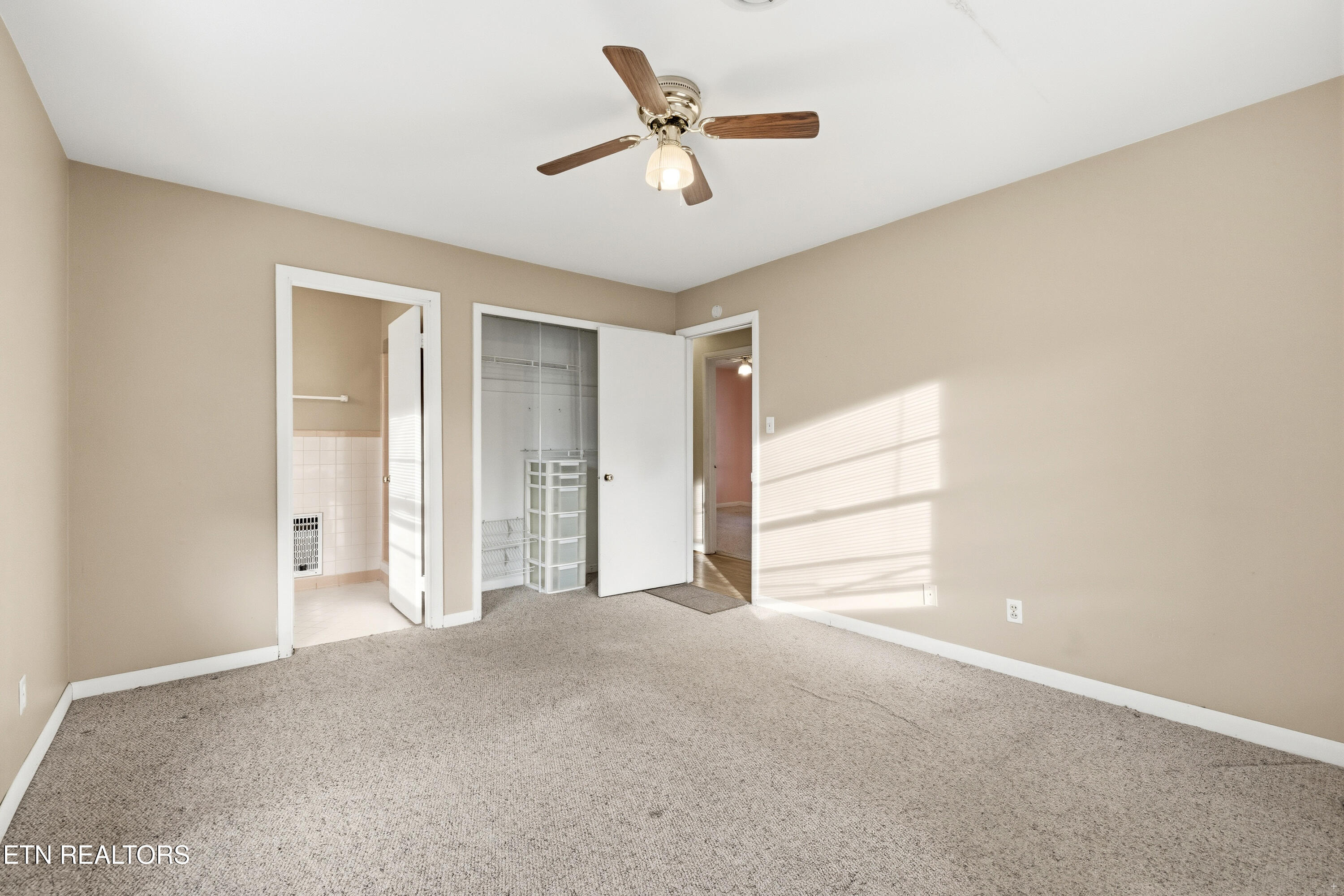 1112 Buckthorn Drive Knoxville TN 37912
