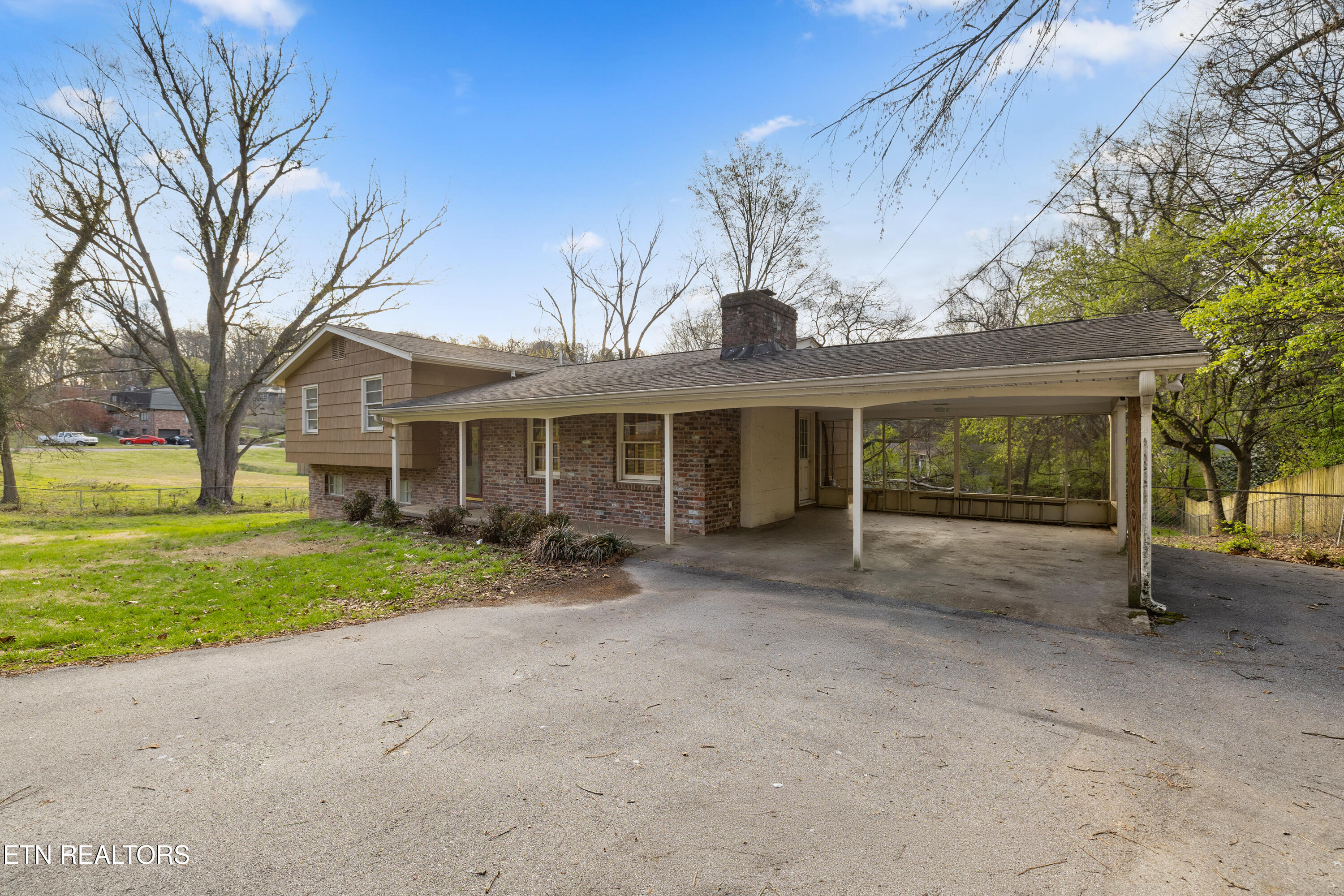 1112 Buckthorn Drive Knoxville TN 37912