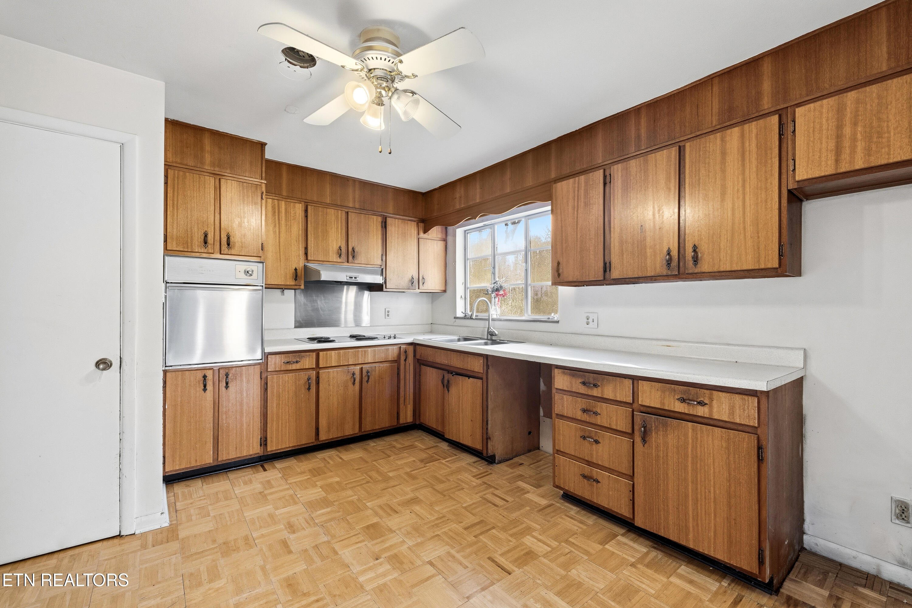 1112 Buckthorn Drive Knoxville TN 37912
