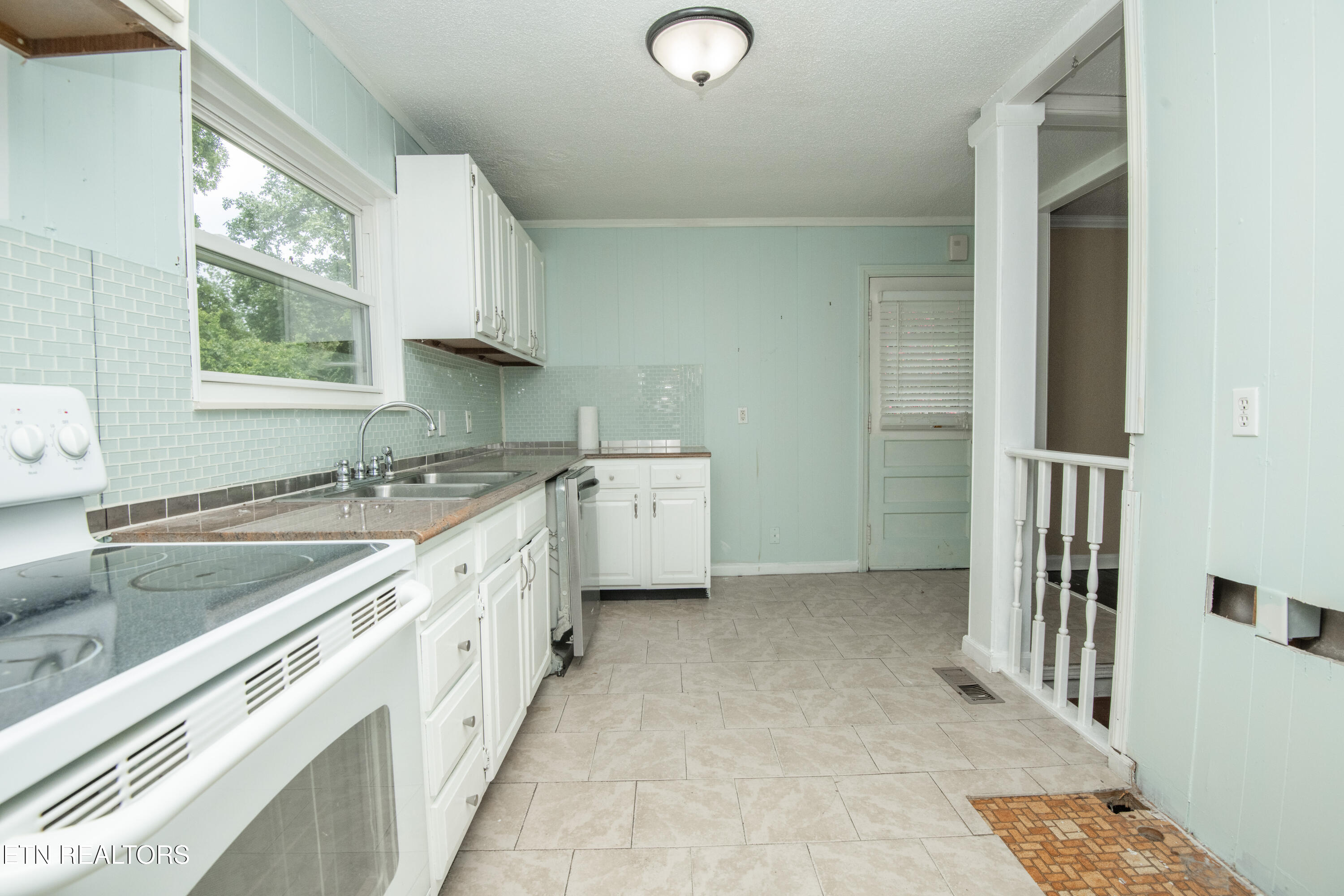 4605 Buffat Mill Road Knoxville TN 37914