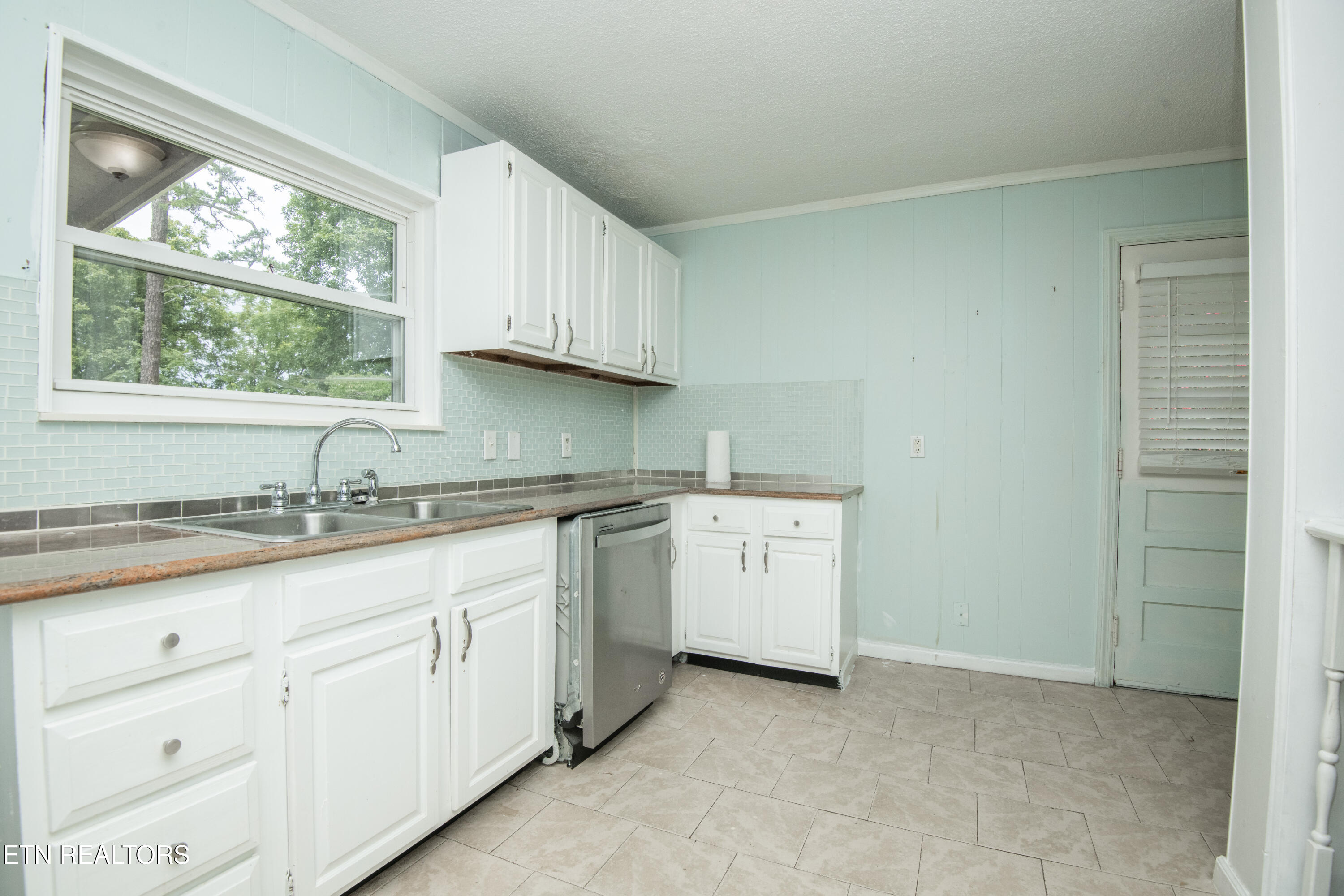 4605 Buffat Mill Road Knoxville TN 37914