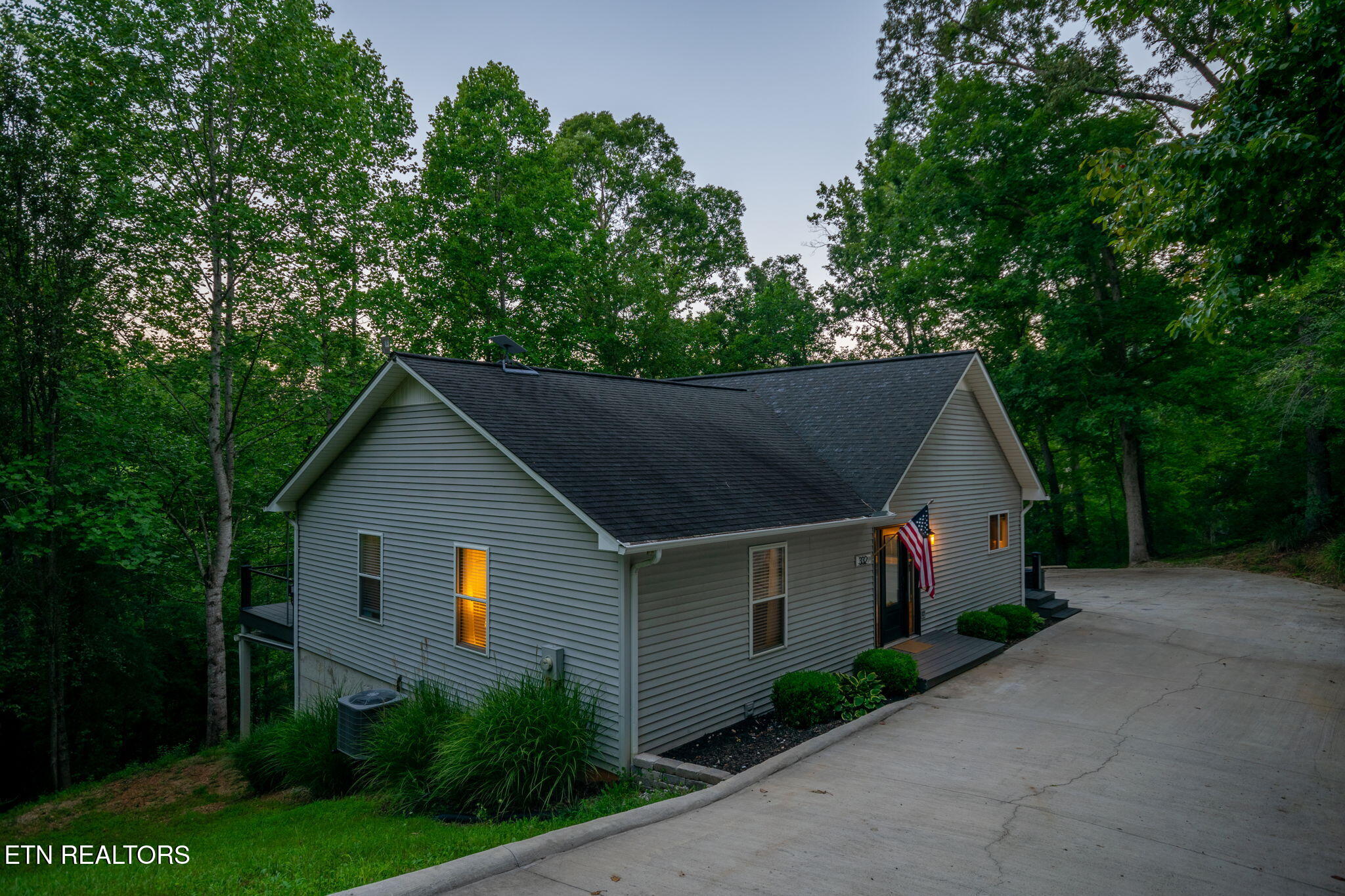 332 Pearl Road Lafollette TN 37766