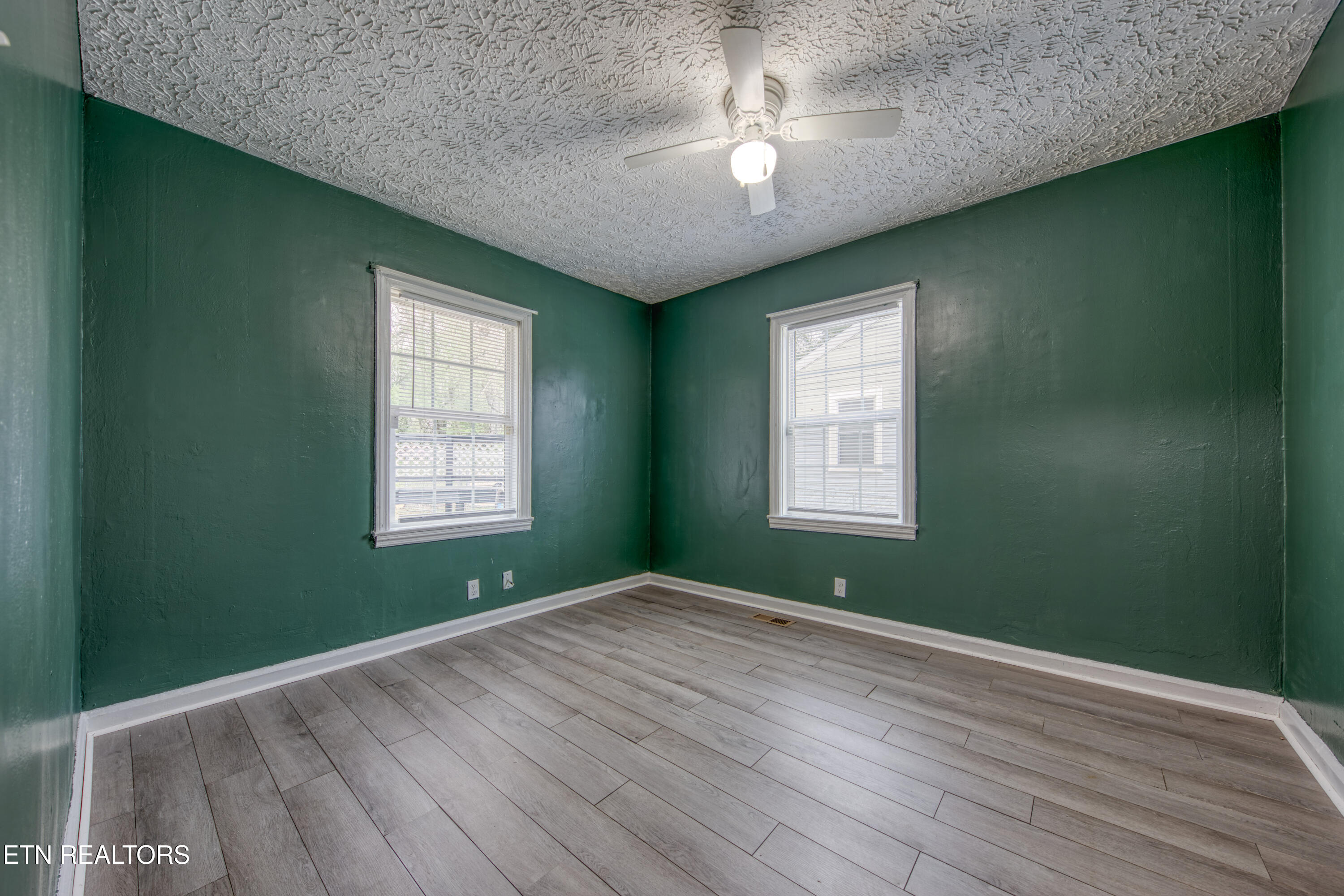 2527 Boyds Bridge Pike Knoxville TN 37914