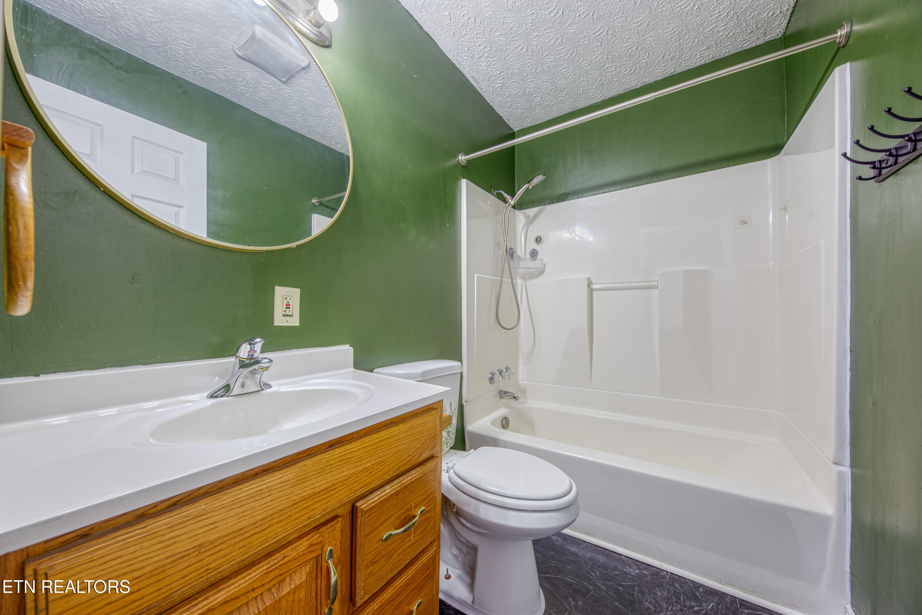 2527 Boyds Bridge Pike Knoxville TN 37914