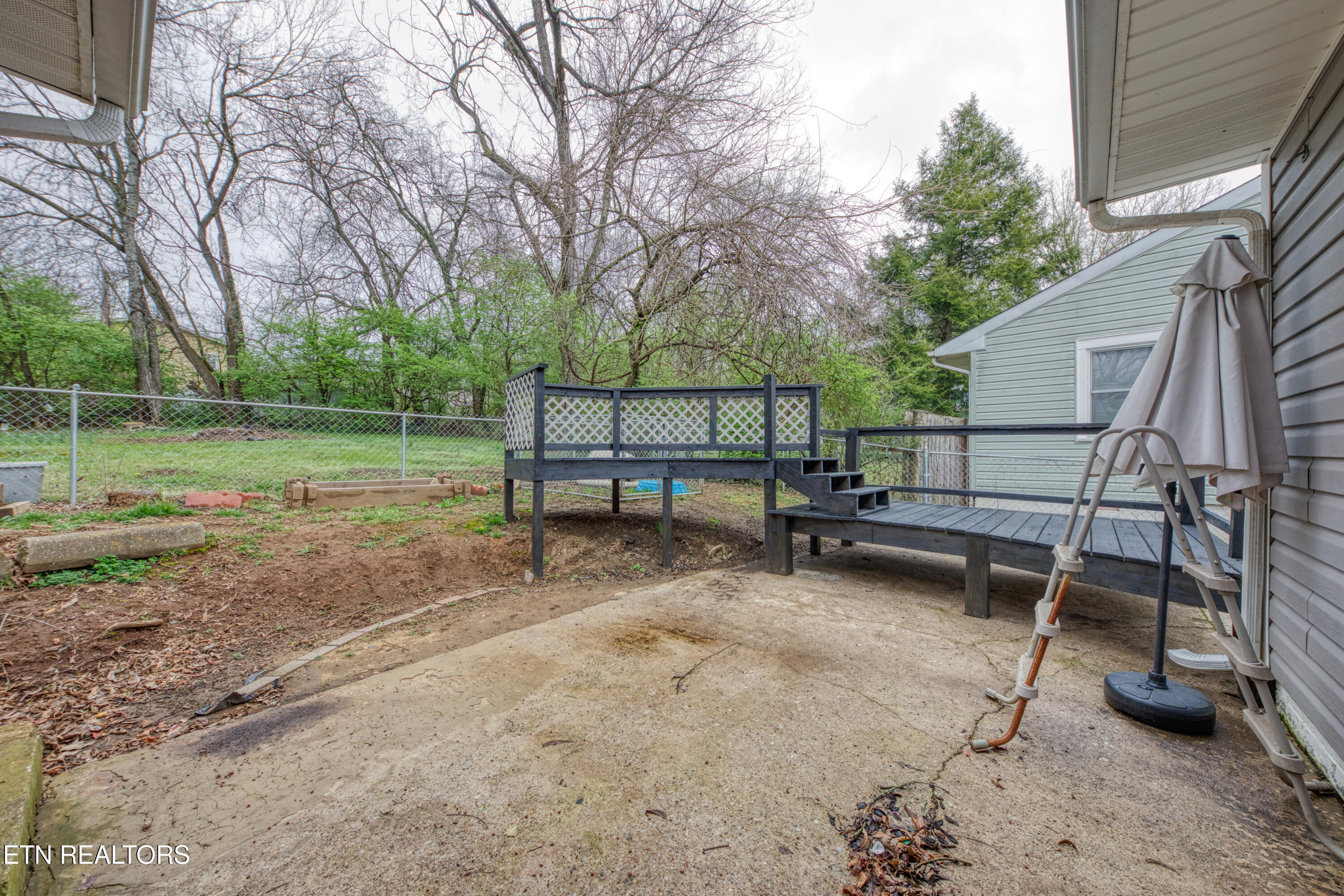 2527 Boyds Bridge Pike Knoxville TN 37914