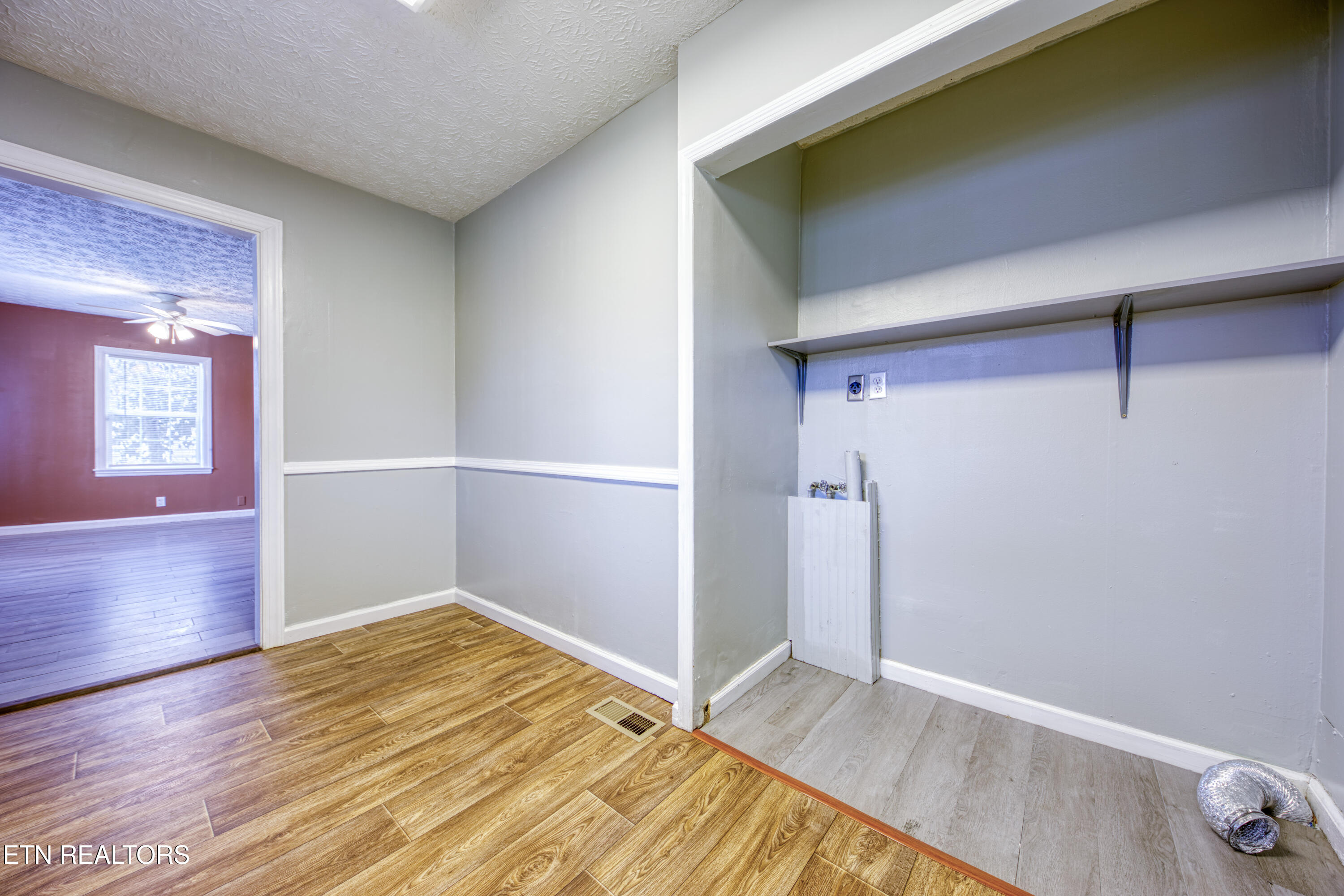 2527 Boyds Bridge Pike Knoxville TN 37914