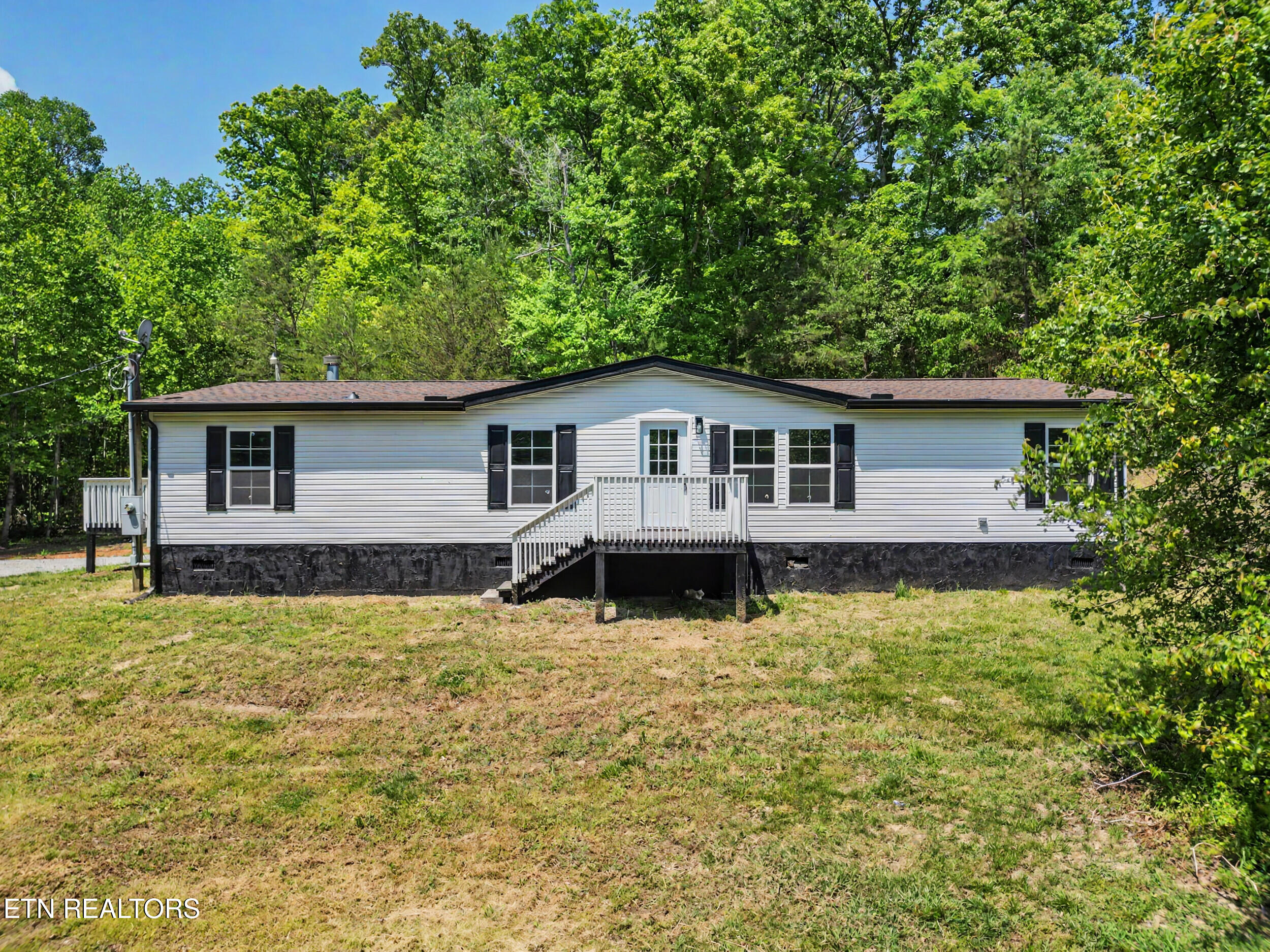 736 Buck Creek Road Kingston TN 37763