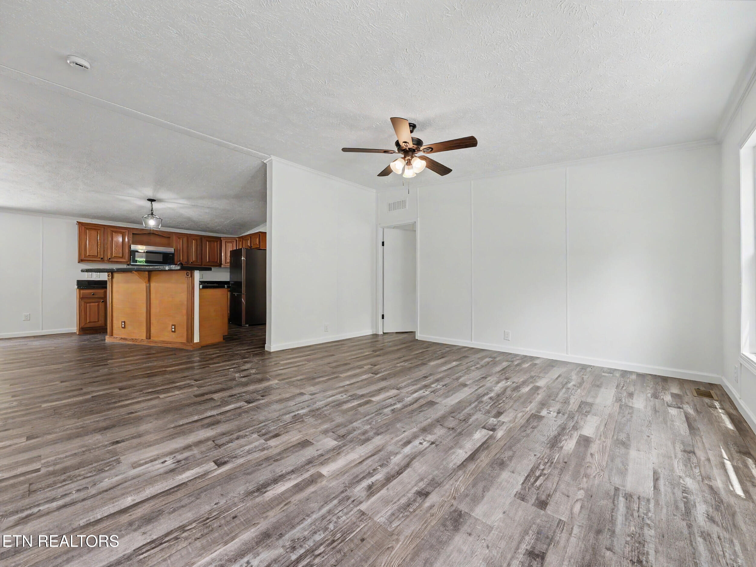736 Buck Creek Road Kingston TN 37763