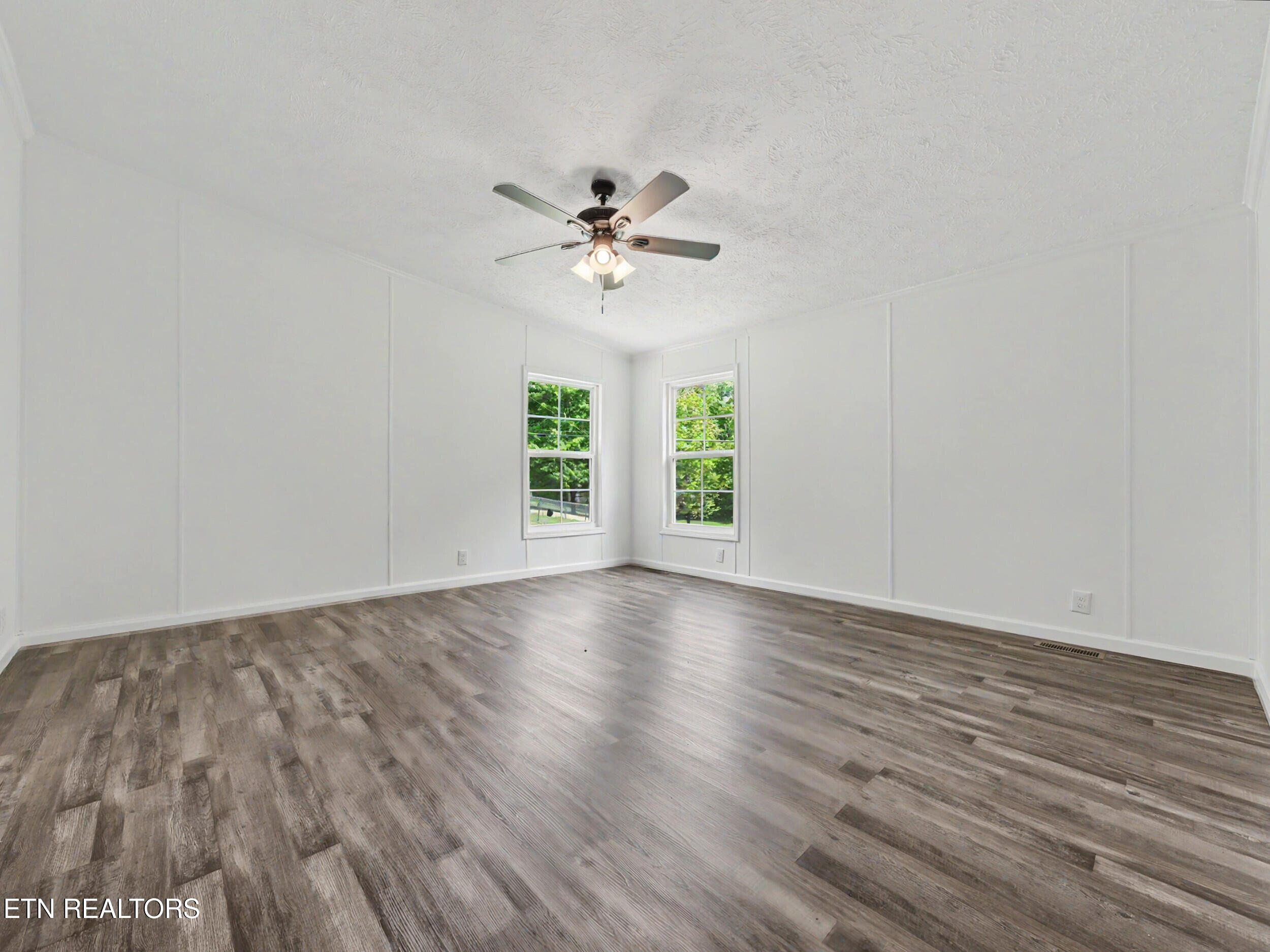 736 Buck Creek Road Kingston TN 37763