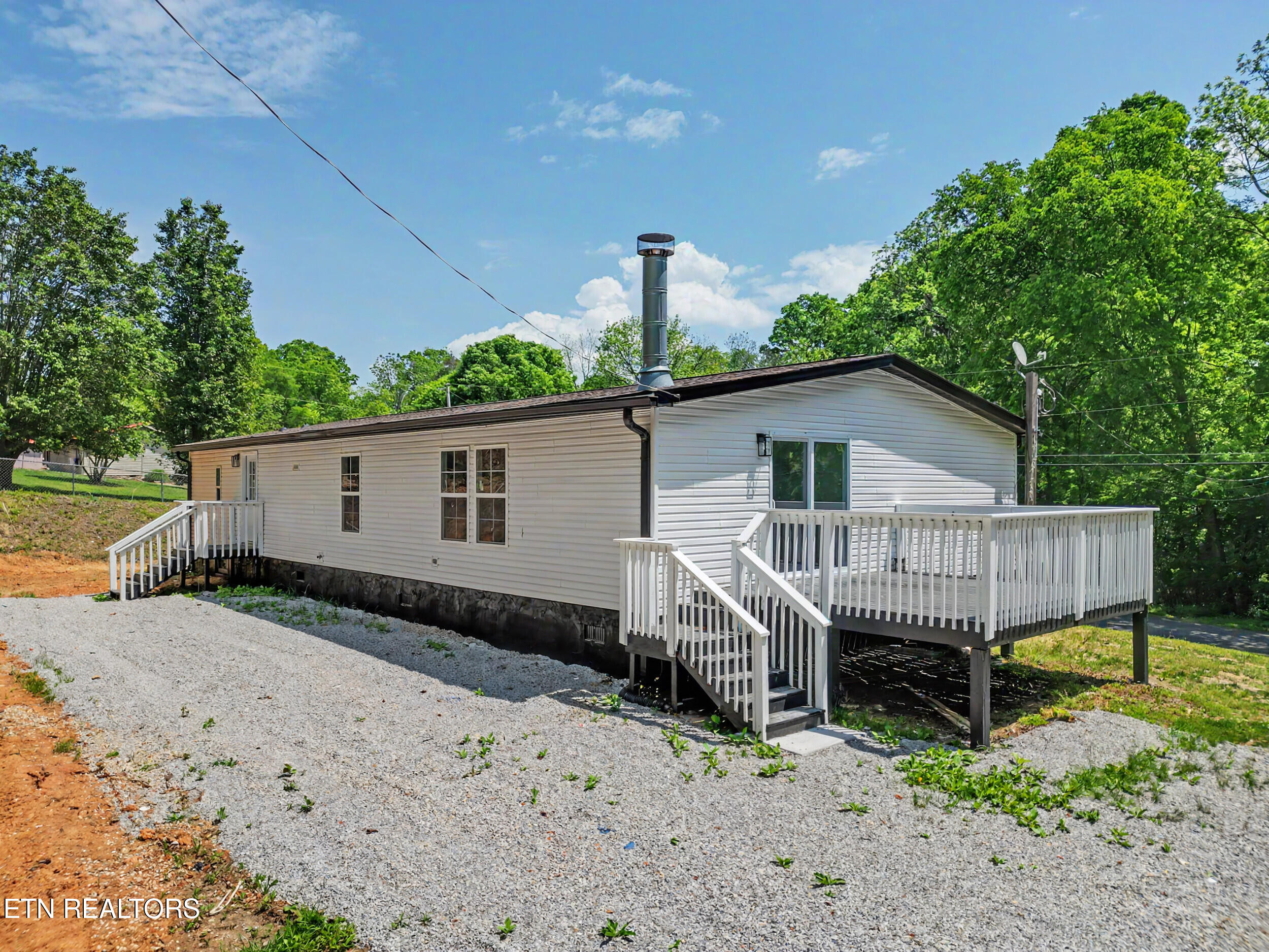 736 Buck Creek Road Kingston TN 37763