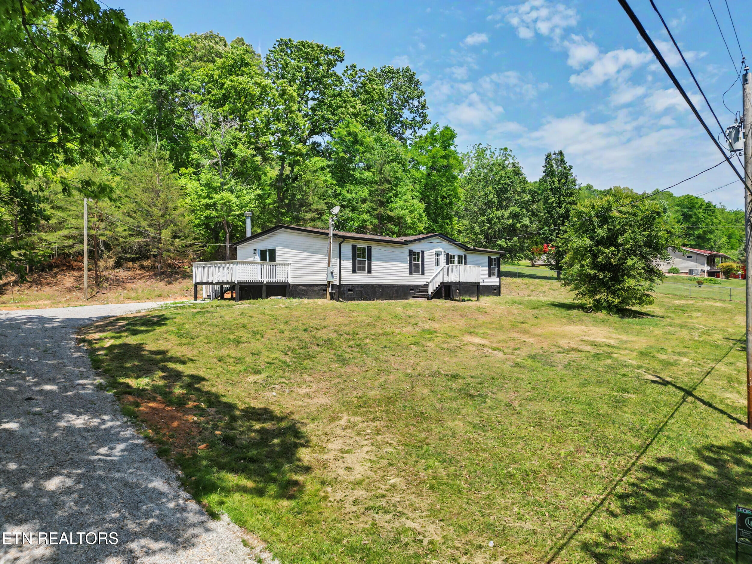 736 Buck Creek Road Kingston TN 37763