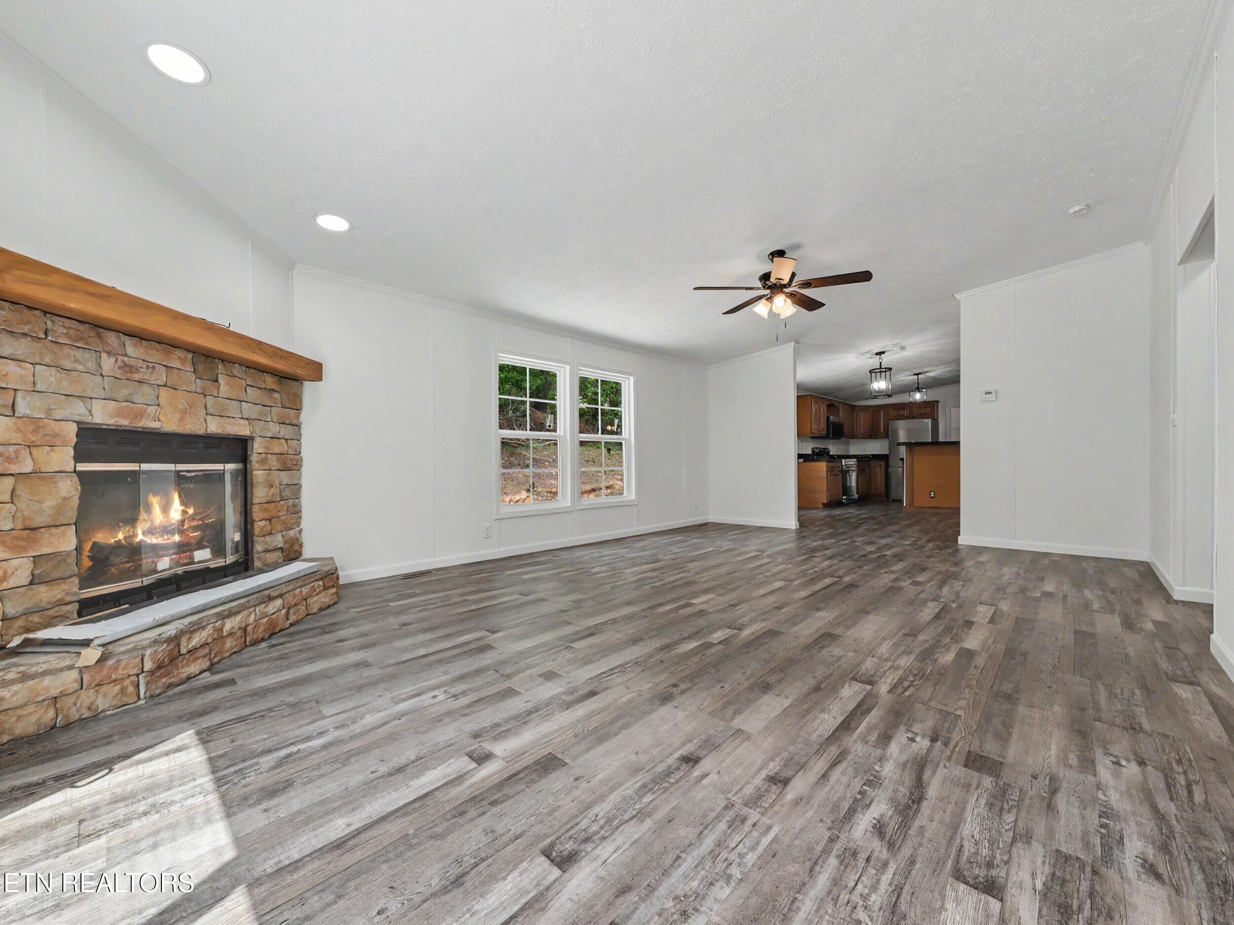736 Buck Creek Road Kingston TN 37763